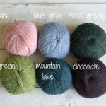 Newborn photography prop – knitted gnome hat for boys and girls