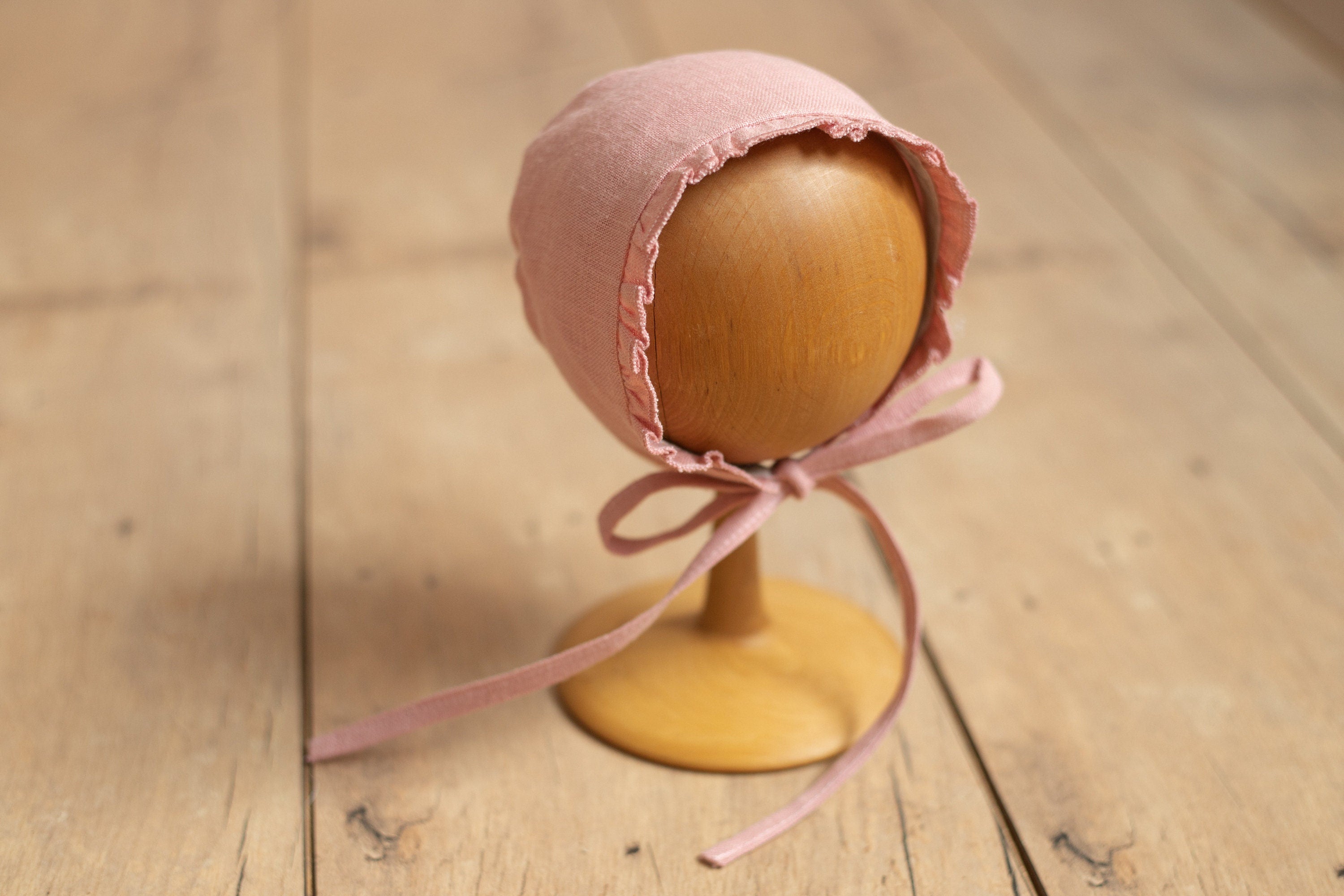 Baby Girl Linen Bonnet, Baby Linen Outfit for Girl, Girl Linen Ruffle Bonnet, Newborn Girl Coming Home outfit, Newborn Photography Outfit