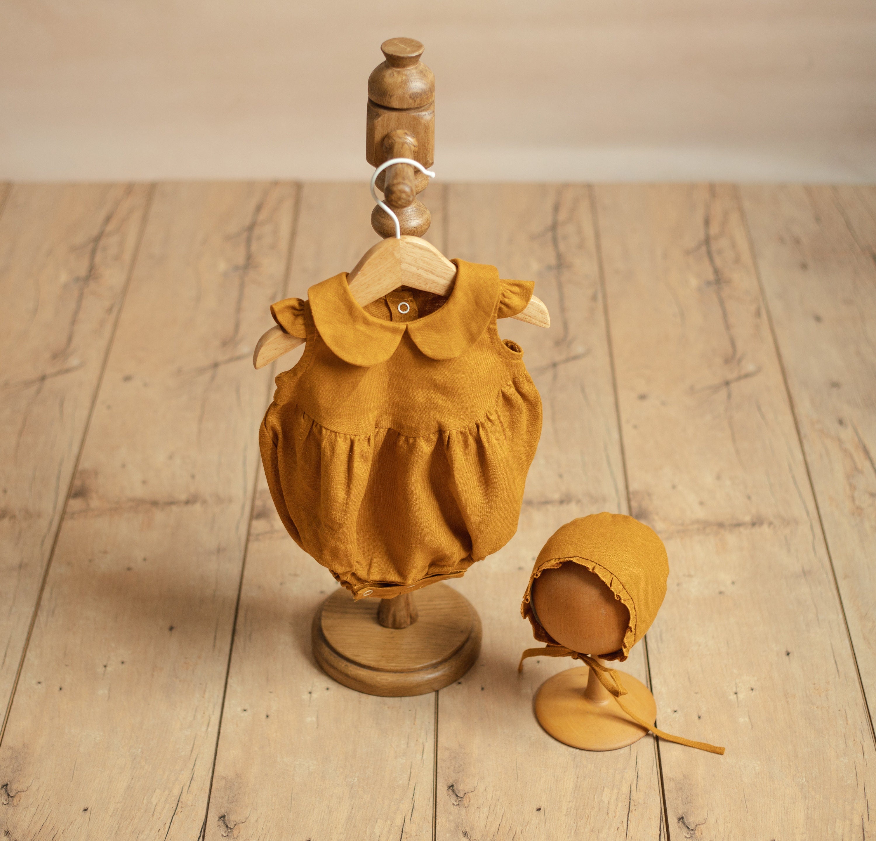 Baby Girl Linen Bonnet, Baby Linen Outfit for Girl, Girl Linen Ruffle Bonnet, Newborn Girl Coming Home outfit, Newborn Photography Outfit