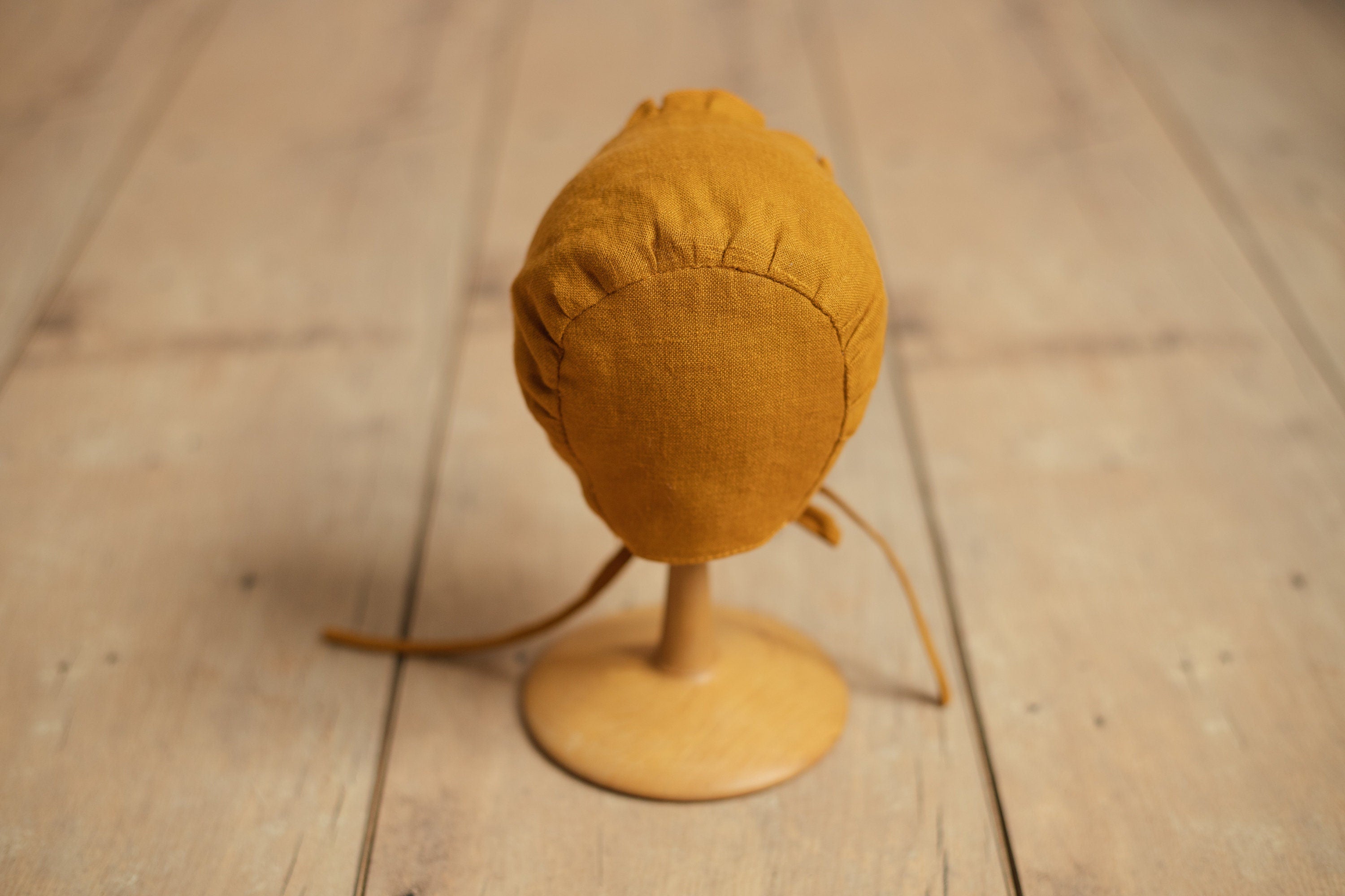 Baby Girl Linen Bonnet, Baby Linen Outfit for Girl, Girl Linen Ruffle Bonnet, Newborn Girl Coming Home outfit, Newborn Photography Outfit