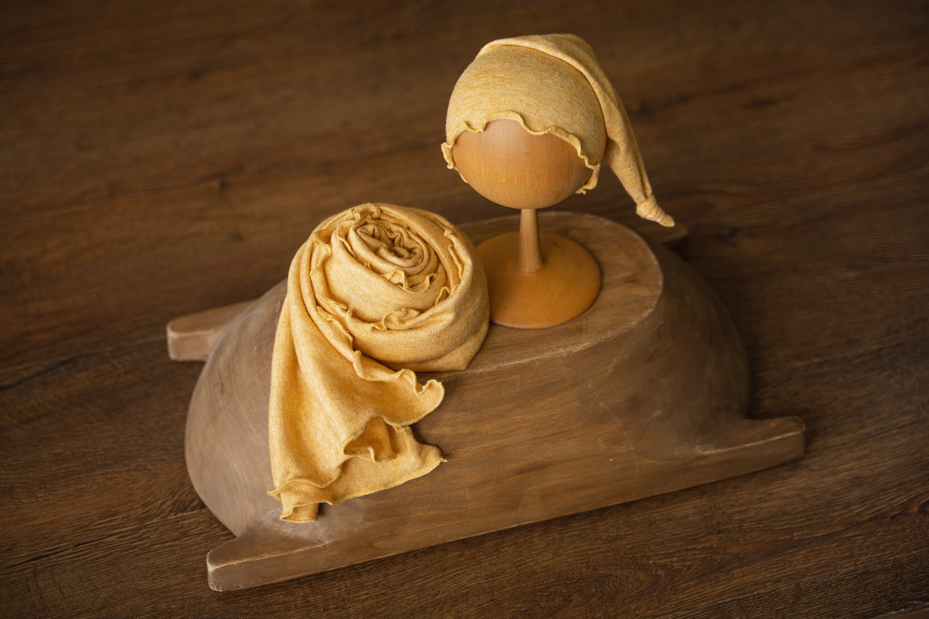 Newborn Photo Wrap with Newborn Sleep Hat, Newborn Stretch Wrap for Photography, Newborn photography props, Newborn Posing Fabric