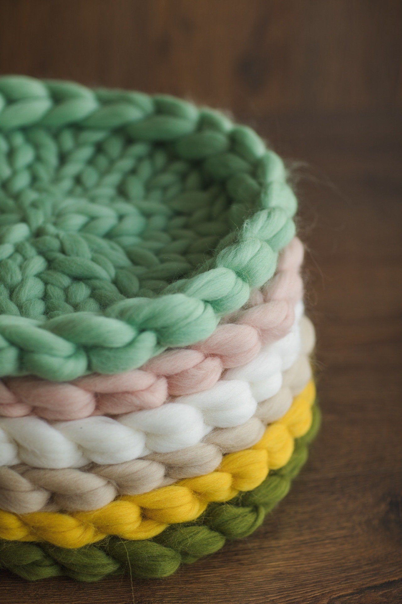 Newborn Merino Wool Nest Blanket,Round Chunky Knit Blanket,Baby Photography Basket Filler Nest Wool Roving,White Knit Blanket,Newborn braid