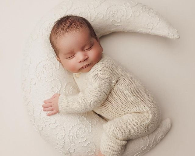 Removable Newborn Moon Pillow with Beanbag Backdrop, Newborn Posing Pillow, Newborn Posing Fabric Backdrop, Newborn Props for Photography