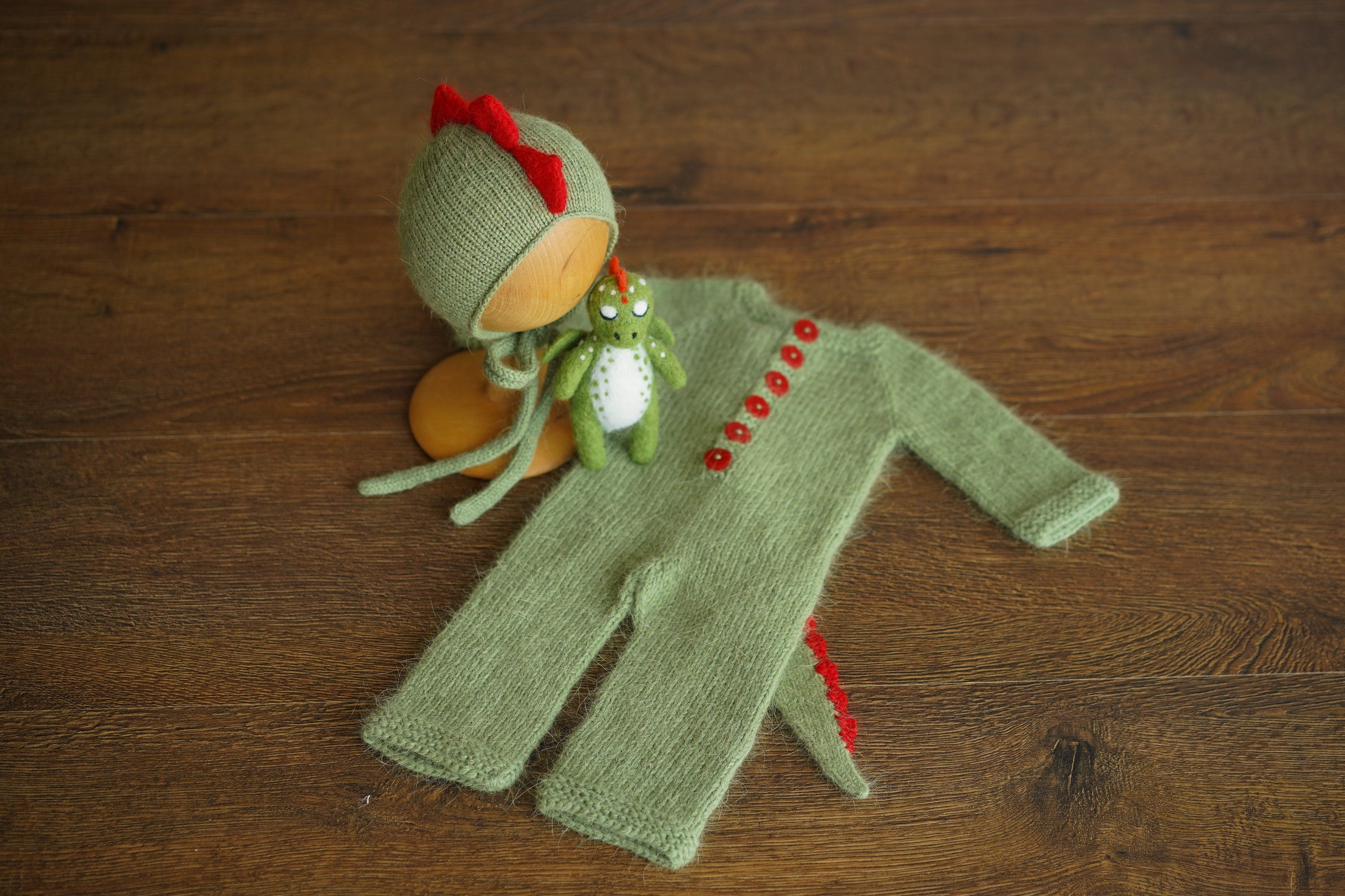 Dragon Newborn Knitted Outfit, Newborn Dragon Outfit, Newborn Photography props, Baby Dragon Costume, Newborn Dragon Toy, Dragon Photo Props