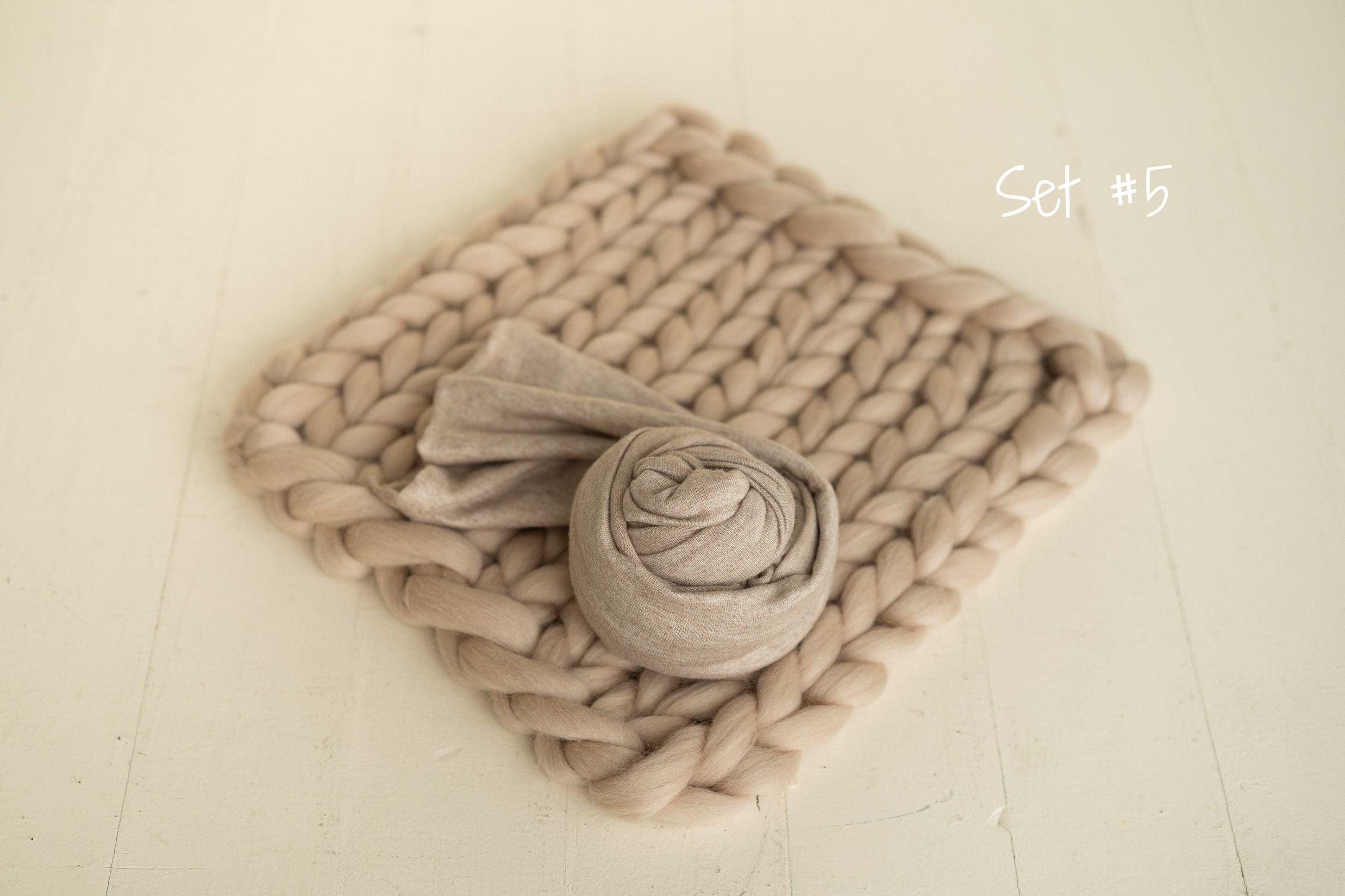 Beige Newborn Photography Props, Newborn Merino Wool Blanket, Newborn Posing Fabric, Newborn Posing Pillow, Newborn Sleep Hat, Newborn Wrap