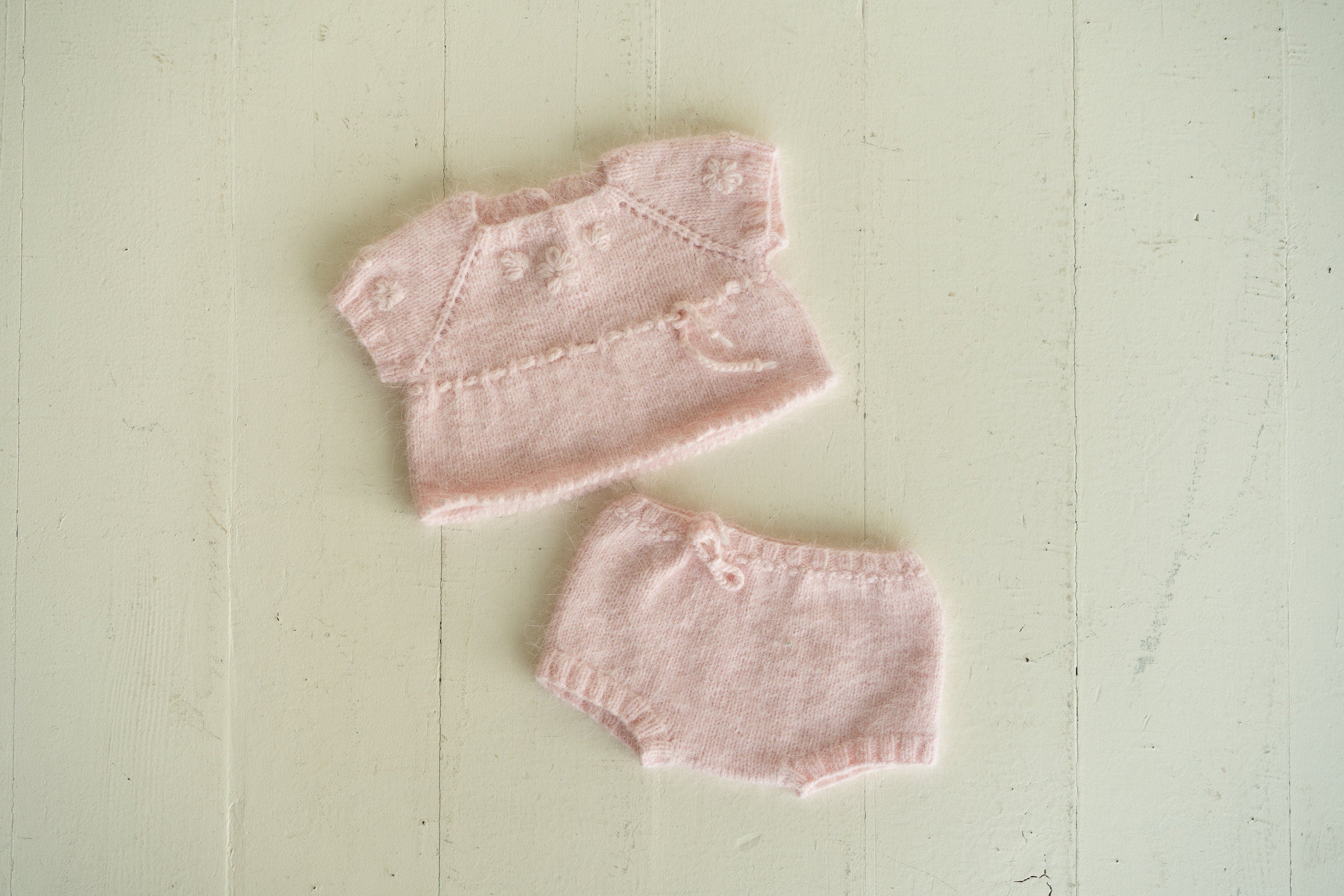 Newborn Knitted Romper for Girl with Headband and Knit Booties, Newborn Girl Coming Home Outfit, Newborn Knitted Outfit, Newborn Photo Props