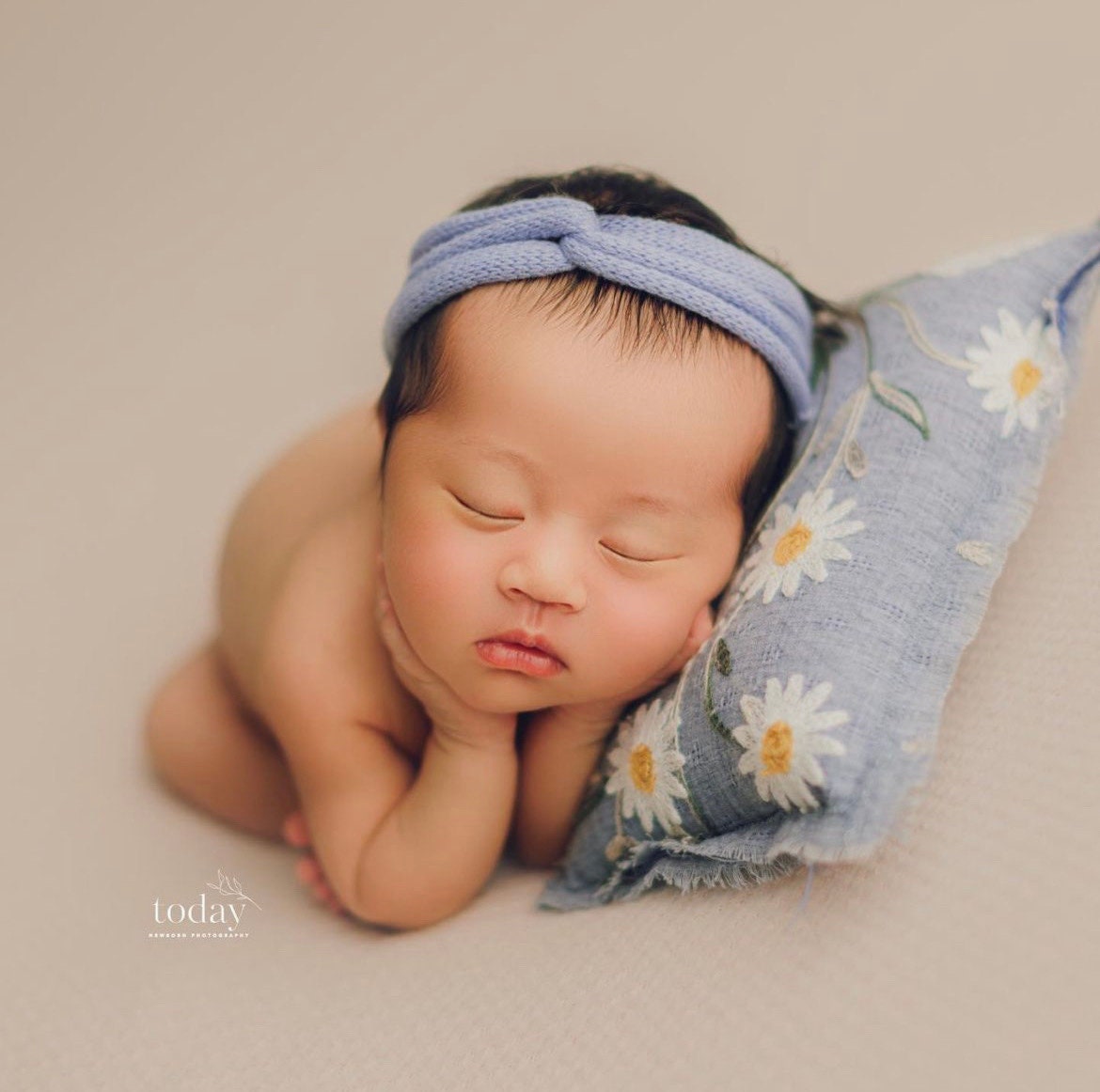 Newborn Twist Headband, Newborn Knitted Wrap, Newborn Girl Headband, Newborn photography props, Newborn props for photography,Newborn Outfit