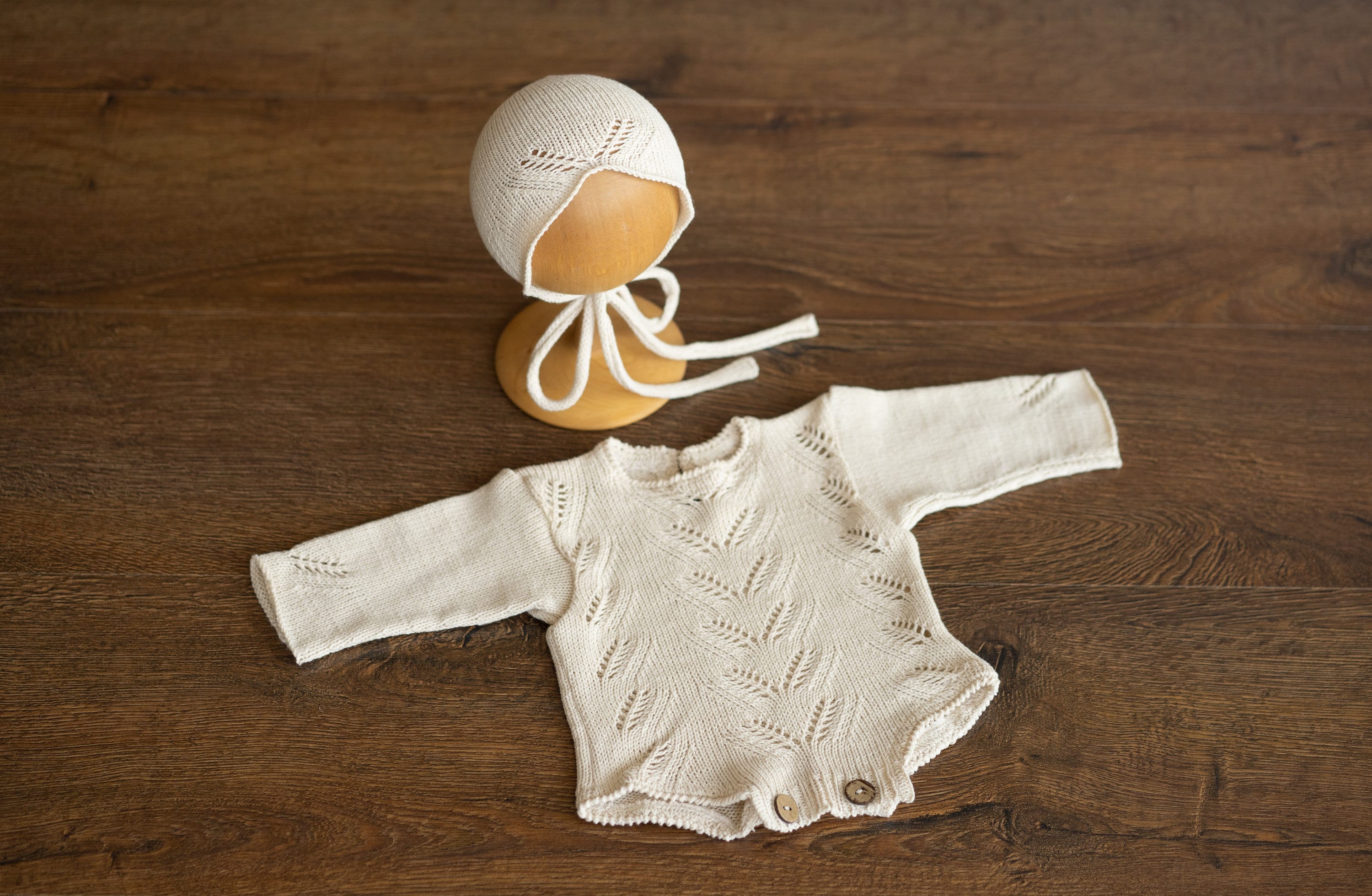 Natural Newborn Crochet Romper and Bonnet Set, Newborn Knitted Outfit, Newborn Photography props set, Crochet Coming Home Outfit for Girl