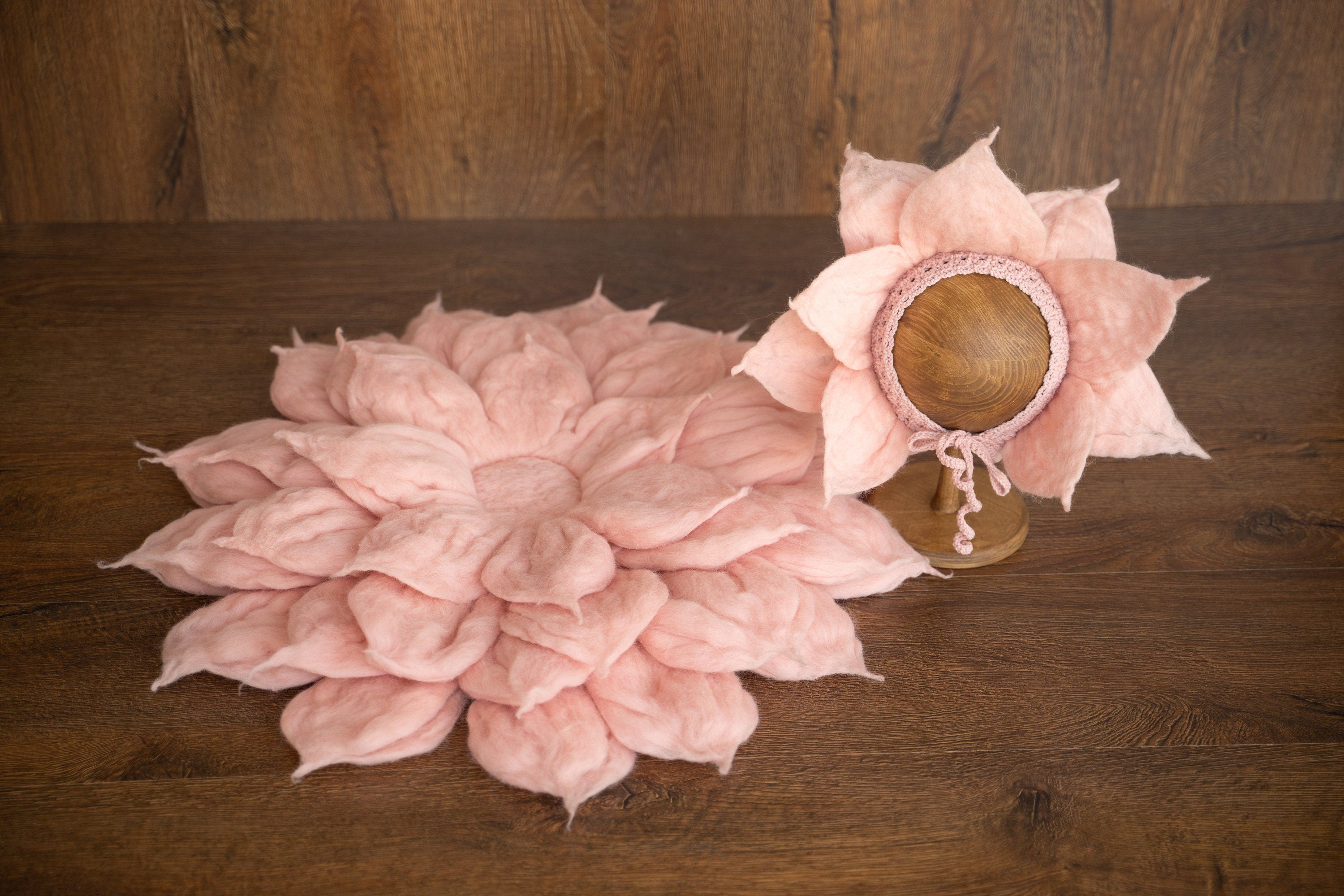 Baby Flower Felt Hat, Flower Newborn Merino Wool Felted Rug Set with Felted Hat for Girl, Newborn Photography props,Newborn Felted Props Set