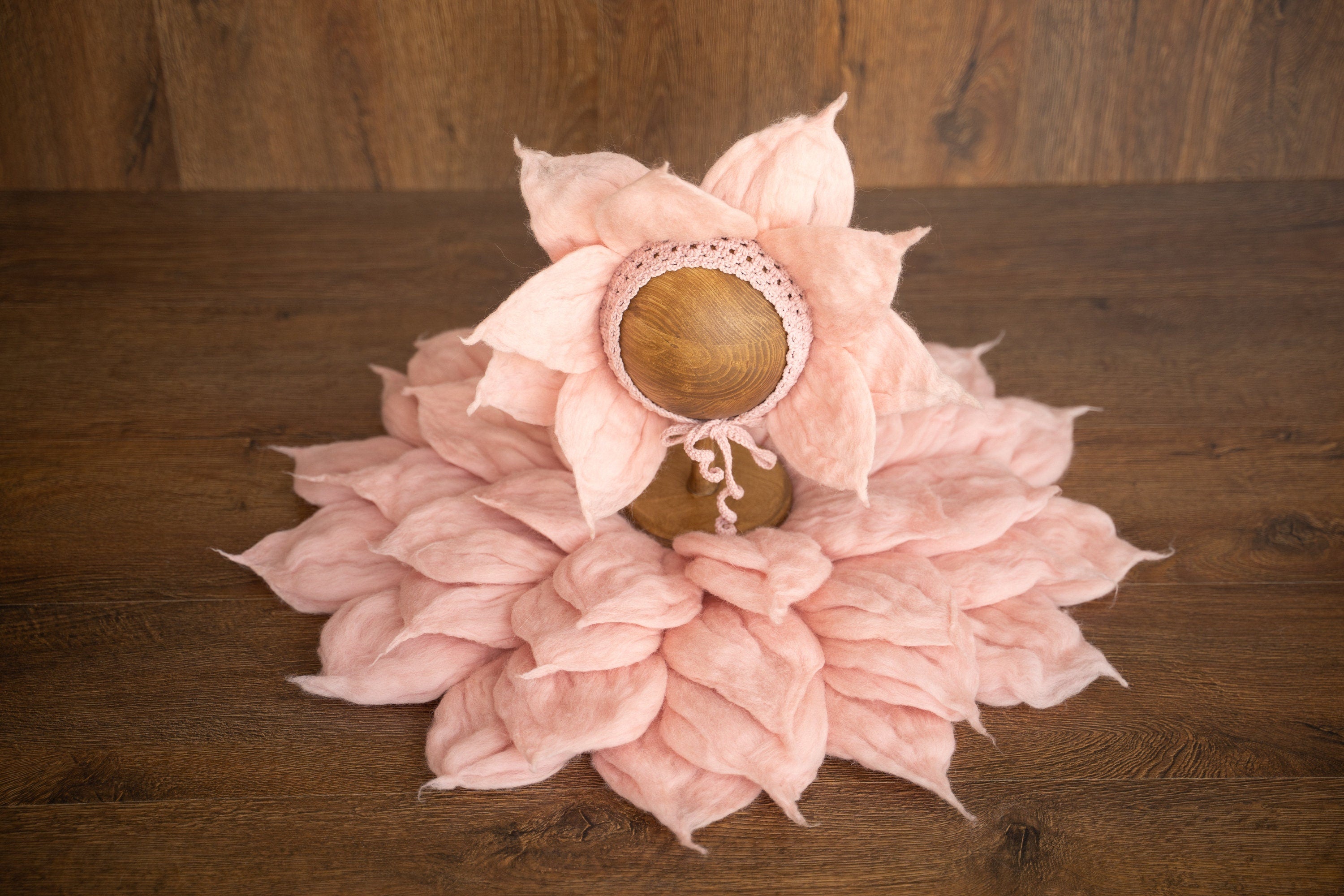 Baby Flower Felt Hat, Flower Newborn Merino Wool Felted Rug Set with Felted Hat for Girl, Newborn Photography props,Newborn Felted Props Set