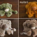 Newborn Knitted Wrap and Sleep Hat Set, Newborn Knit Sleep Hat with Pom Pom, Newborn Photography props, Newborn Wool Outfit, Newborn Fur Rug