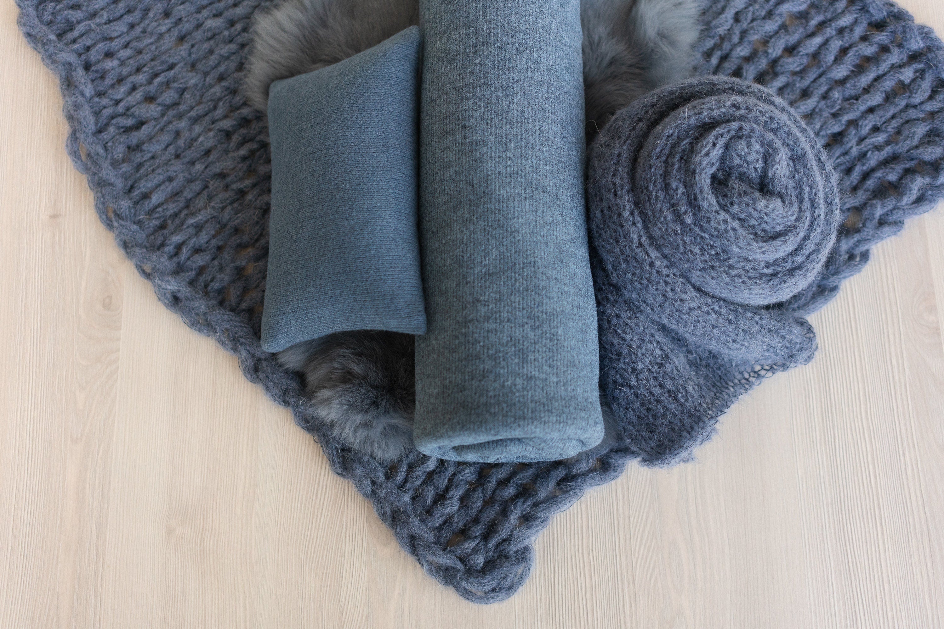 Blue Newborn Photography Props, Newborn Knitted Bonnet and Wool Blanket, Newborn Posing Pillow, Newborn Fabric Backdrop for Beanbag Pillow