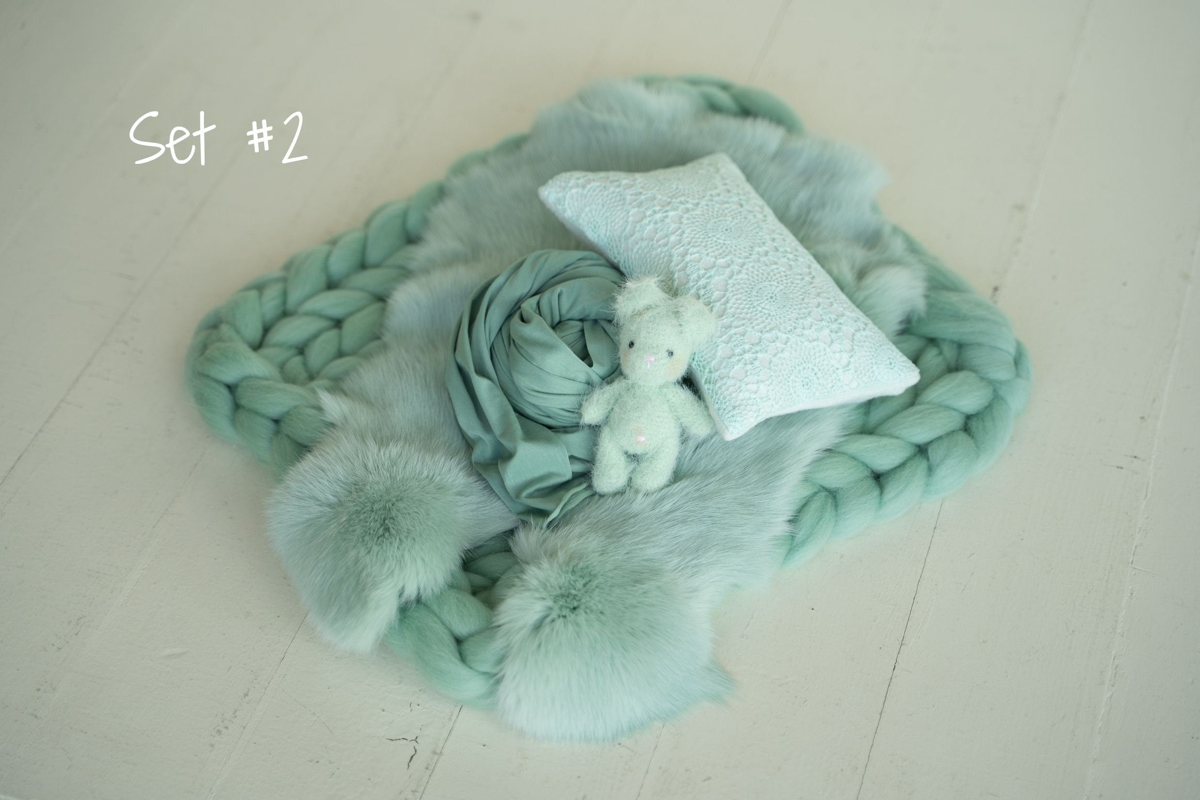 Mint Green Newborn Photography Props, Newborn Merino Wool Blanket, Newborn Posing Wrap, Newborn Posing Pillow, Newborn Bonnet Hat Kntted