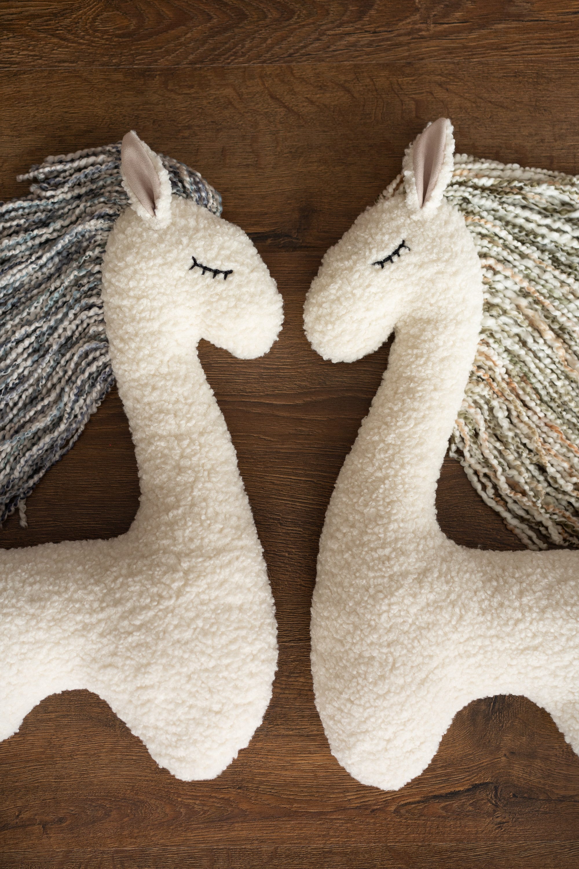 Newborn Unicorn Posing Toy, Newborn Animal Posing Pillow for Newborn Photography prop, Newborn Stuffed Animal Pillow, Newborn Unicorn Pillow