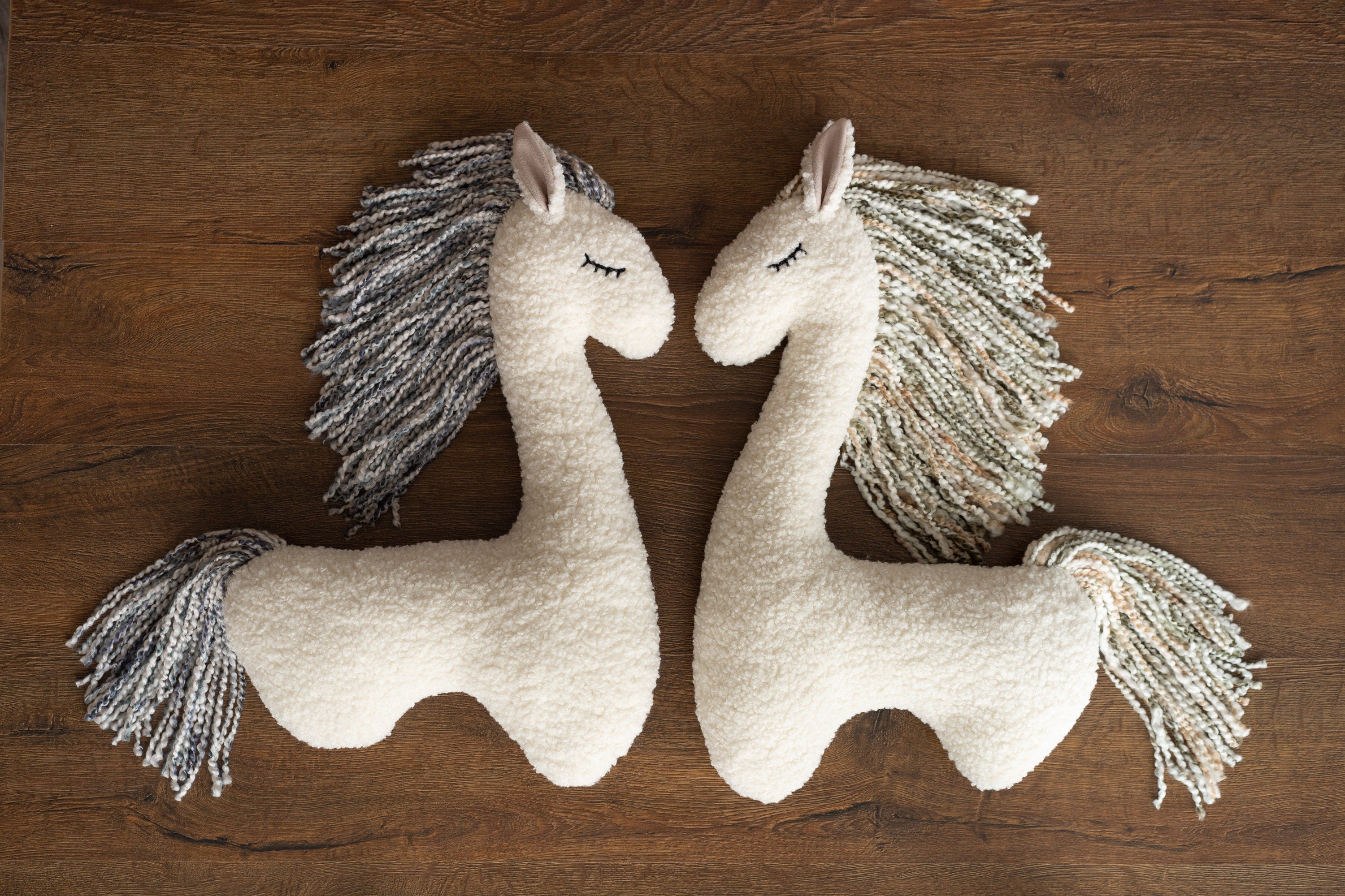 Newborn Unicorn Posing Toy, Newborn Animal Posing Pillow for Newborn Photography prop, Newborn Stuffed Animal Pillow, Newborn Unicorn Pillow