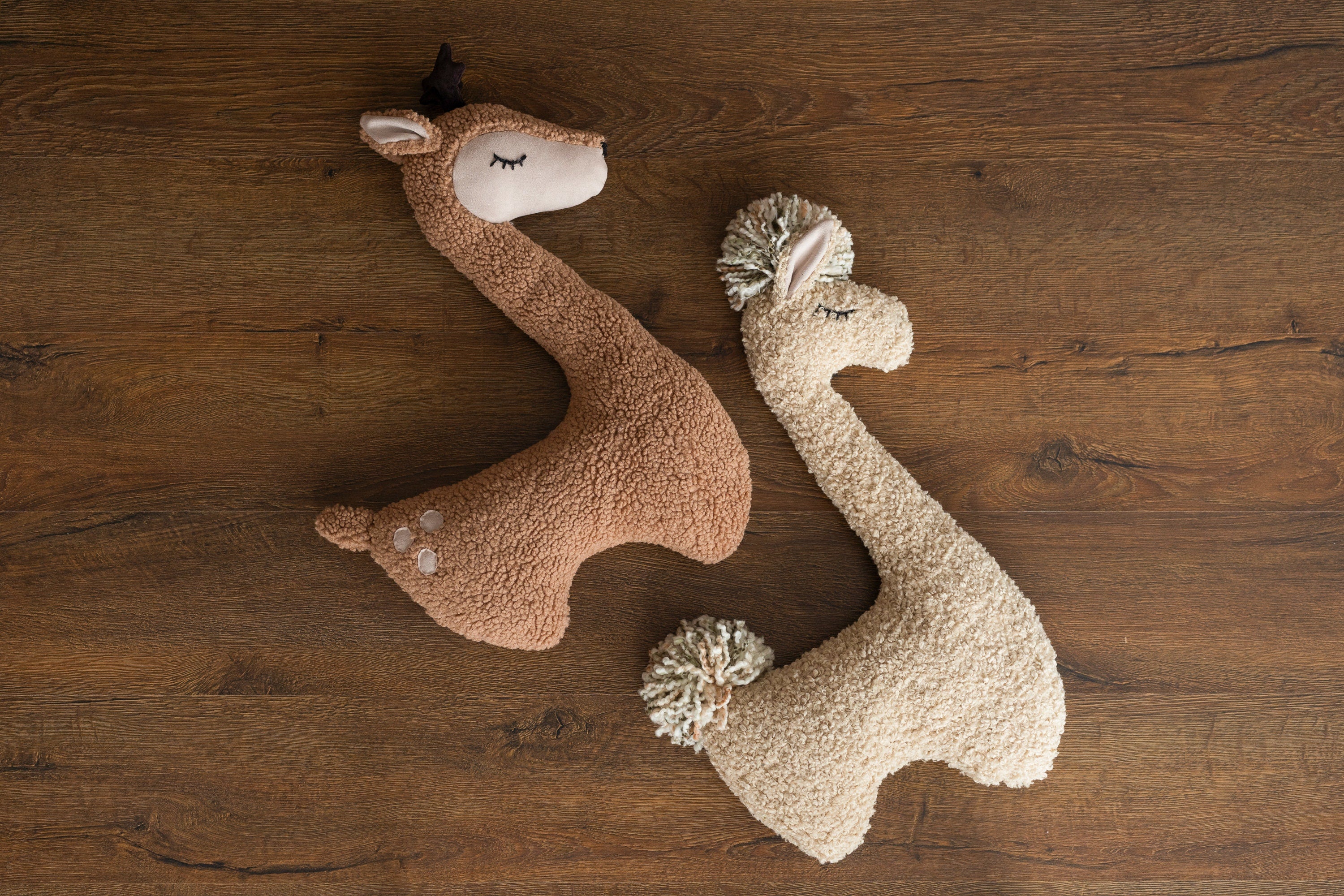 Newborn Animal Posing Pillow for Newborn Photography props, Newborn Alpaca Posing Pillow, Newborn Stuffed Animal, Newborn Llama Toy