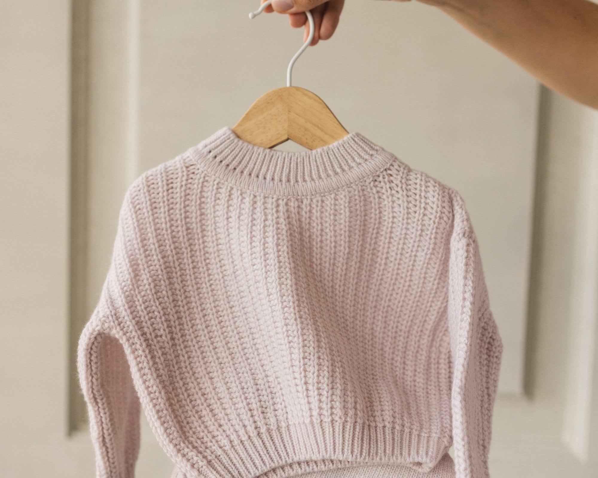 Chunky knit baby sweater – cozy clothing for newborns up to 2 years
