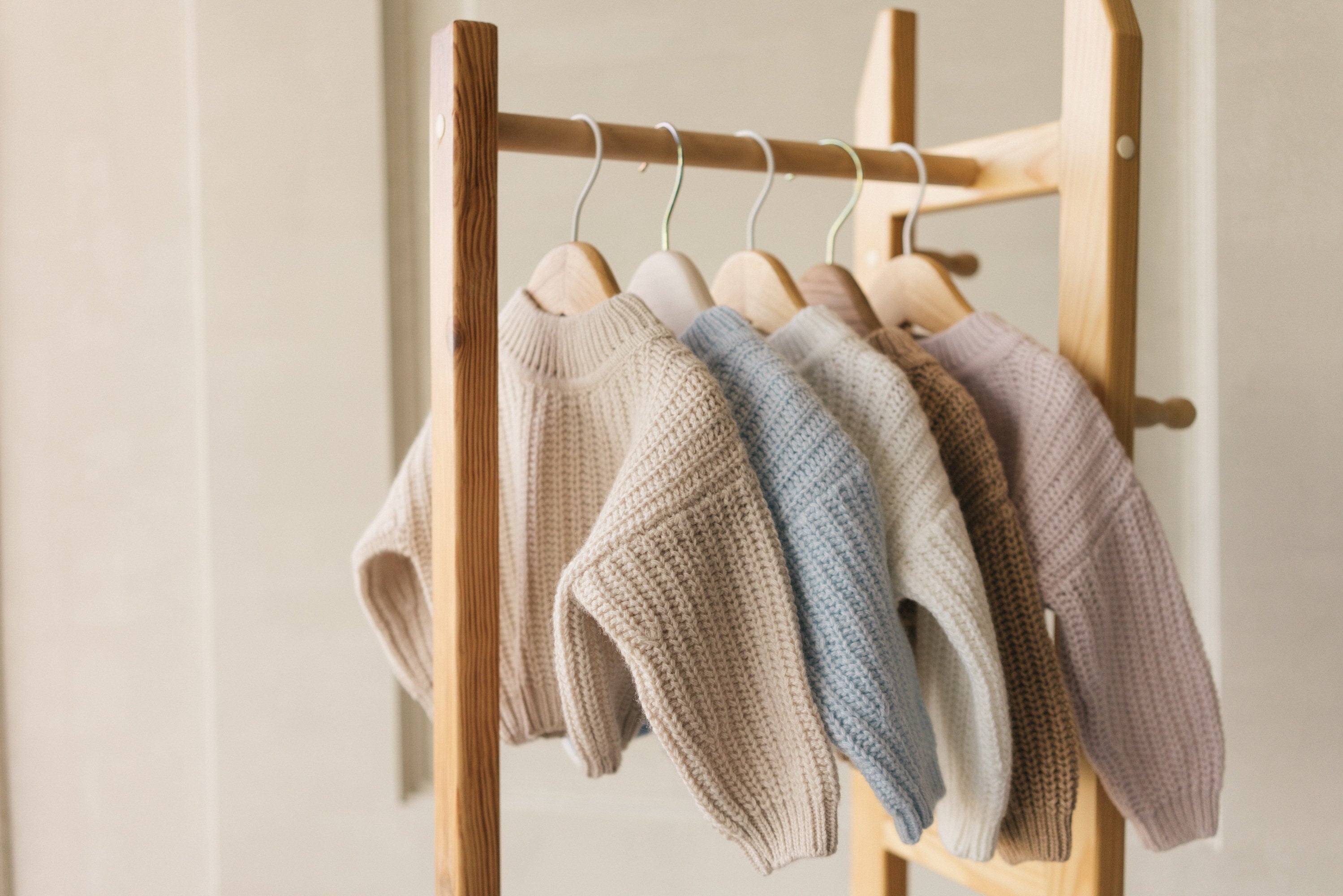 Chunky knit baby sweater – cozy clothing for newborns up to 2 years