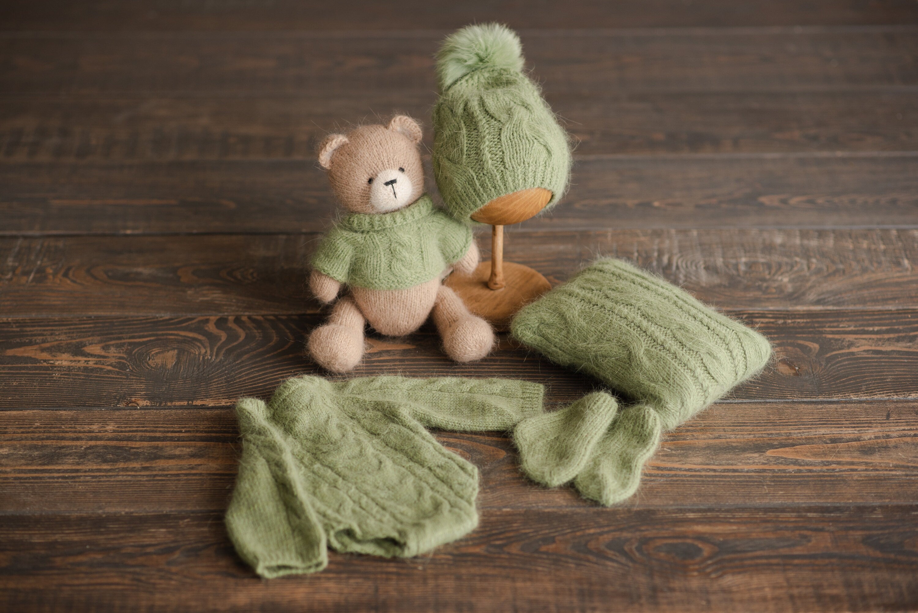 Newborn Cable Knitted Outfit, Newborn Coming Home Outfit,Newborn Cable Knit Hat,Newborn Knitted Outfit,Newborn Photography Props,Pom Pom Hat