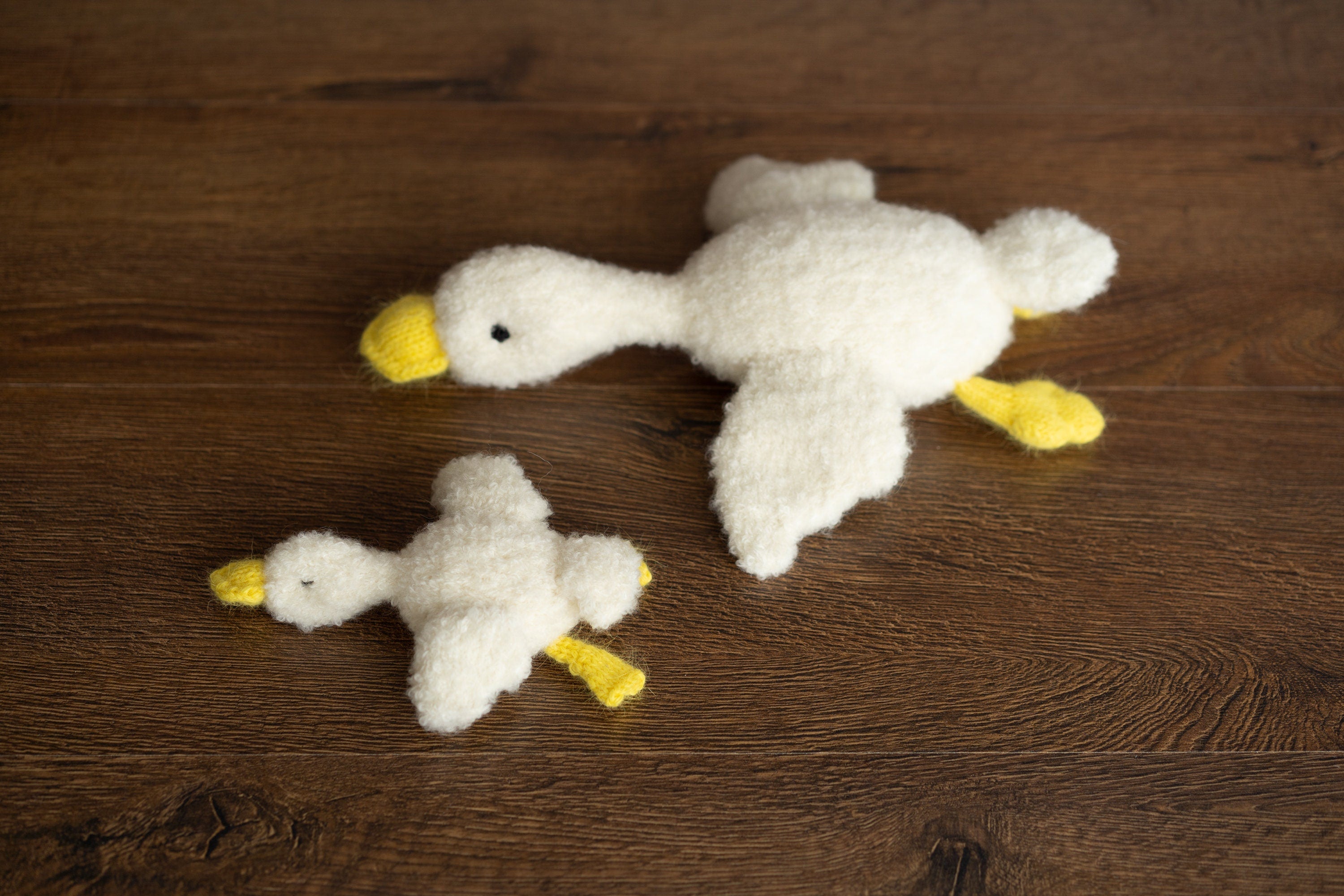 Baby Goose Stuff Animal for Newborn Photography Props, Newborn Knitted Duck Photo Prop, Newborn Goose toy, Baby Comforter Duck toy knitted