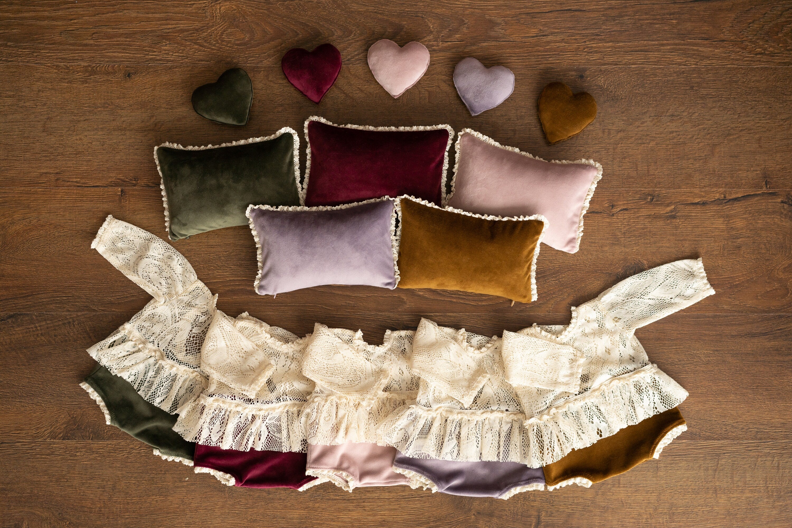 Newborn Velvet Photo Pillow, Newborn Pillow Prop, Newborn Photography props, Newborn Posing pillow, Newborn props for photography