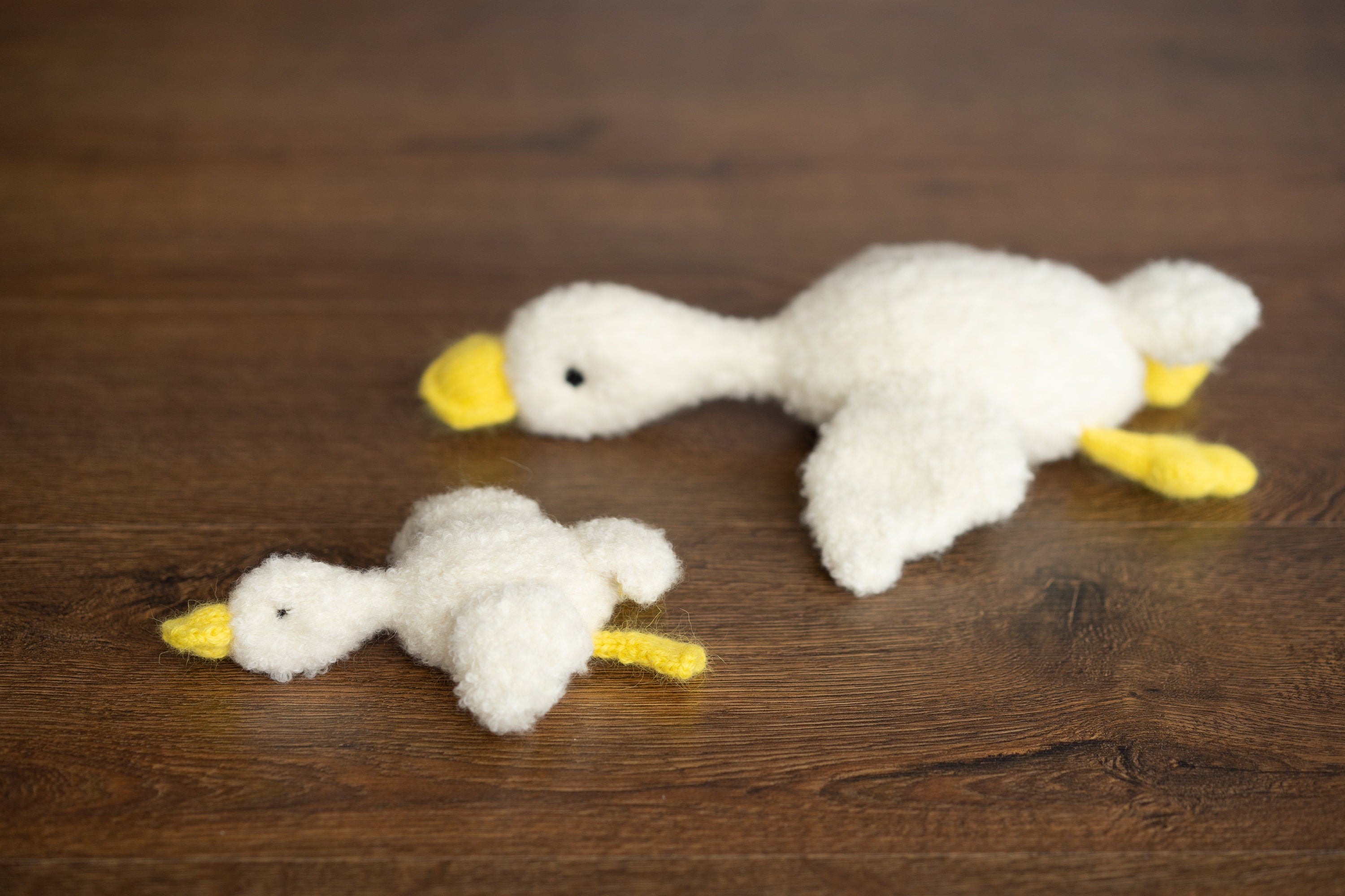 Baby Goose Stuff Animal for Newborn Photography Props, Newborn Knitted Duck Photo Prop, Newborn Goose toy, Baby Comforter Duck toy knitted
