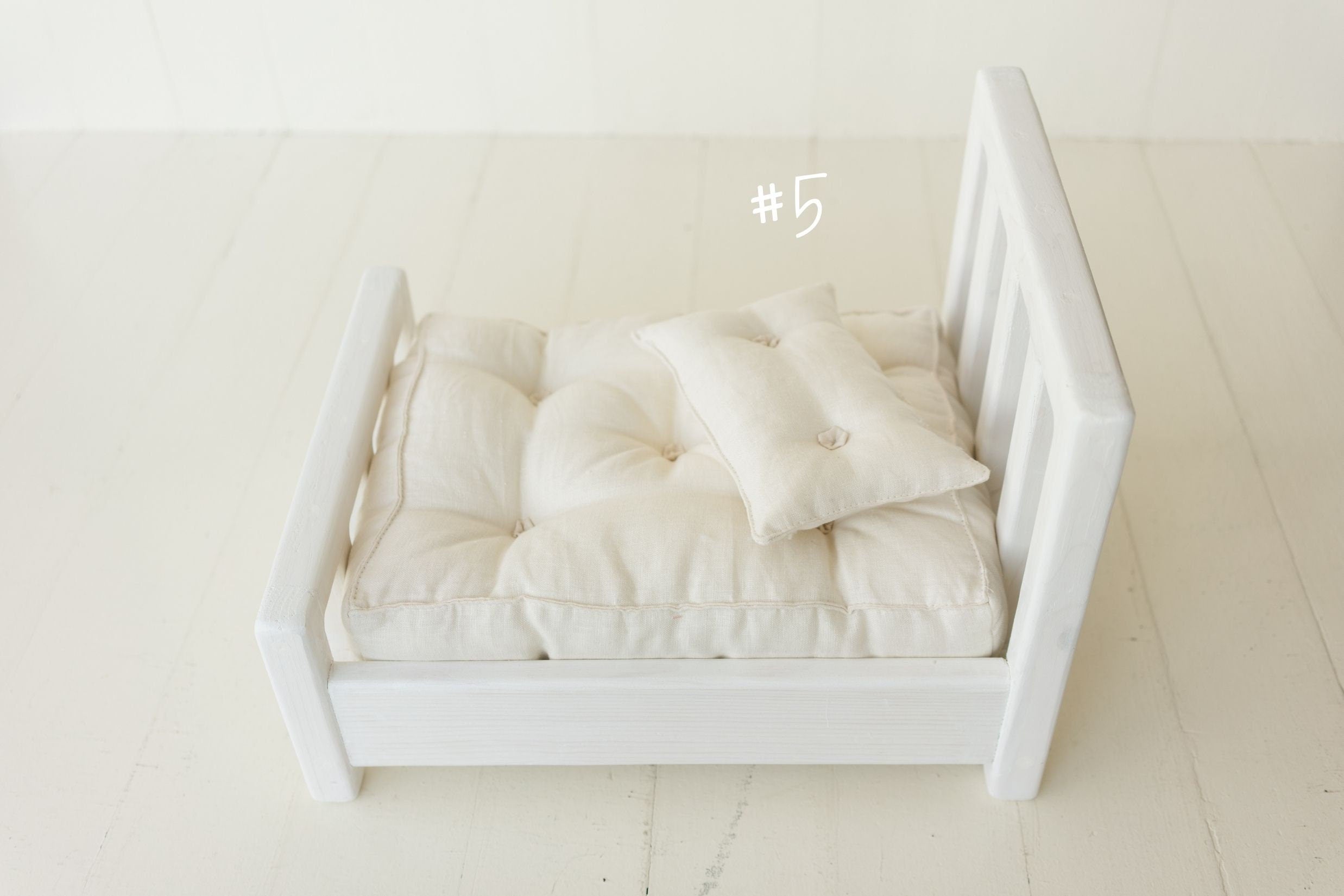 Newborn Photo Posing Bed and Pillow, Newborn Floor Poser Pillow, Newborn Photo Bedding Prop, Newborn Photography Prop, Newborn Posing Pillow