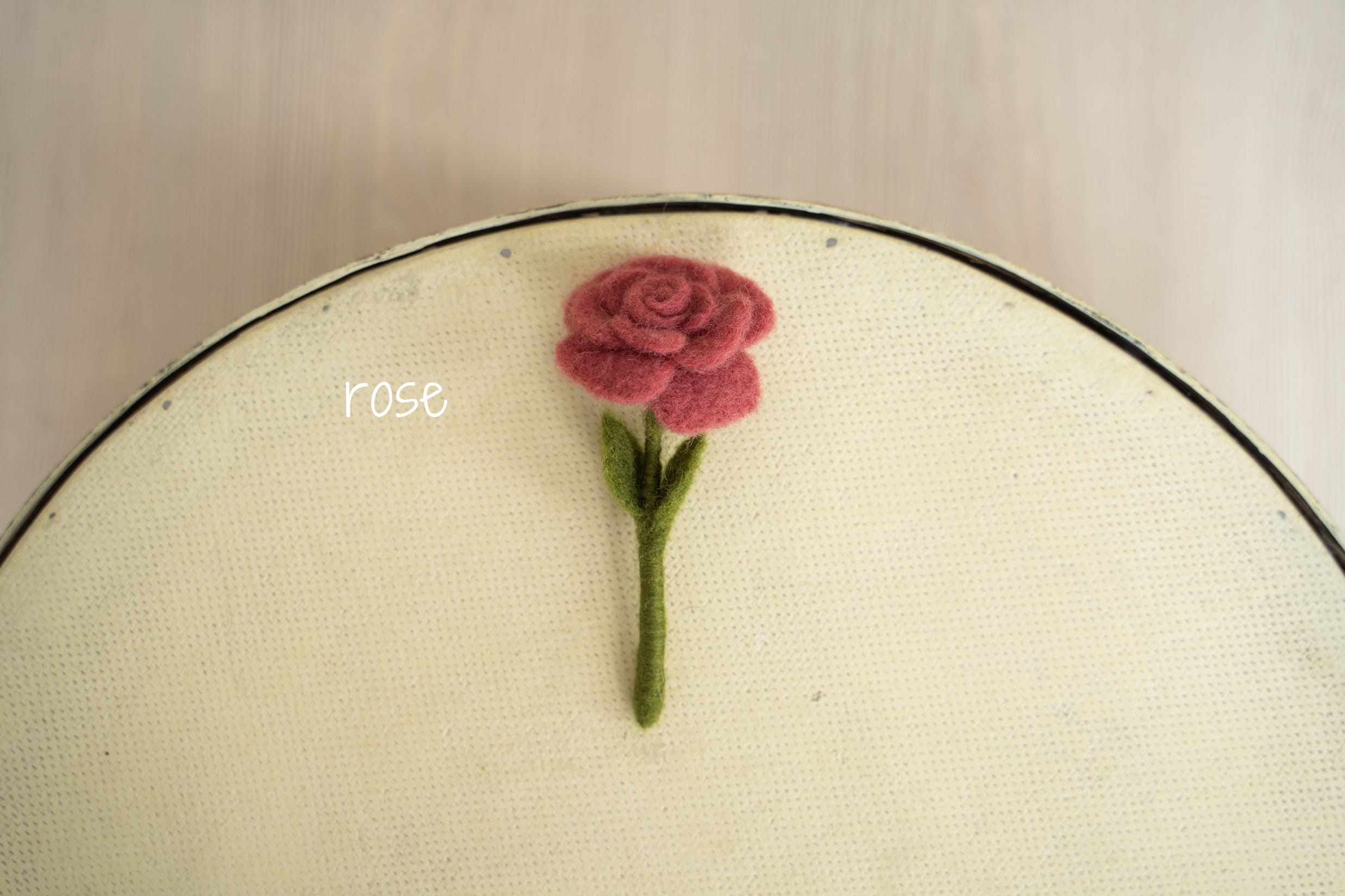 Newborn Felted Flowers Photo Toy, Needle Felted Mini Flowers, Newborn Felted Props for Girl, Newborn Photography Props, Felt Flower Decor