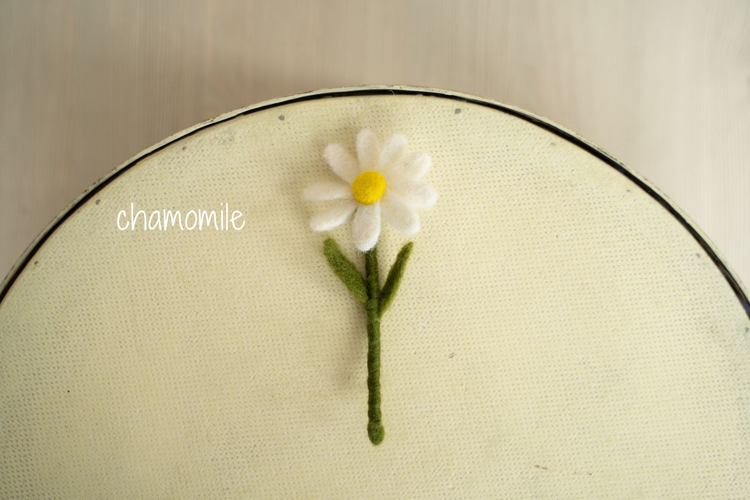 Newborn Felted Flowers Photo Toy, Needle Felted Mini Flowers, Newborn Felted Props for Girl, Newborn Photography Props, Felt Flower Decor