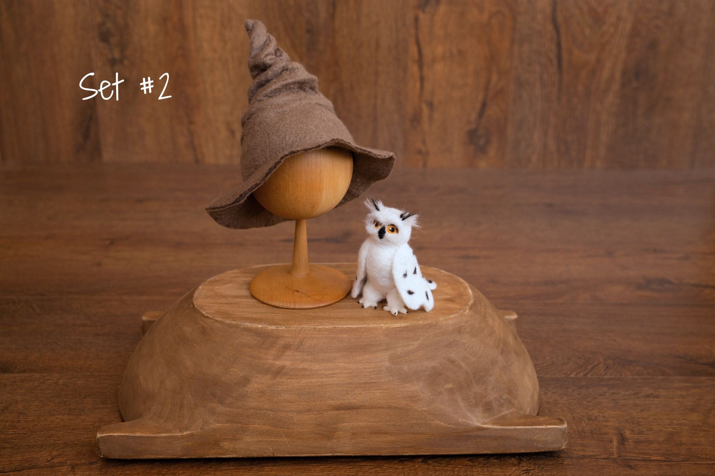 Newborn Wizard Outfit, Newborn Wizard Hat, Newborn Witch Hat, Newborn Felted Photo Prop, Newborn Photography Prop, Newborn Knitted Scarf