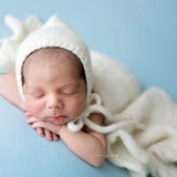 Newborn photography prop – knitted gnome hat for boys and girls