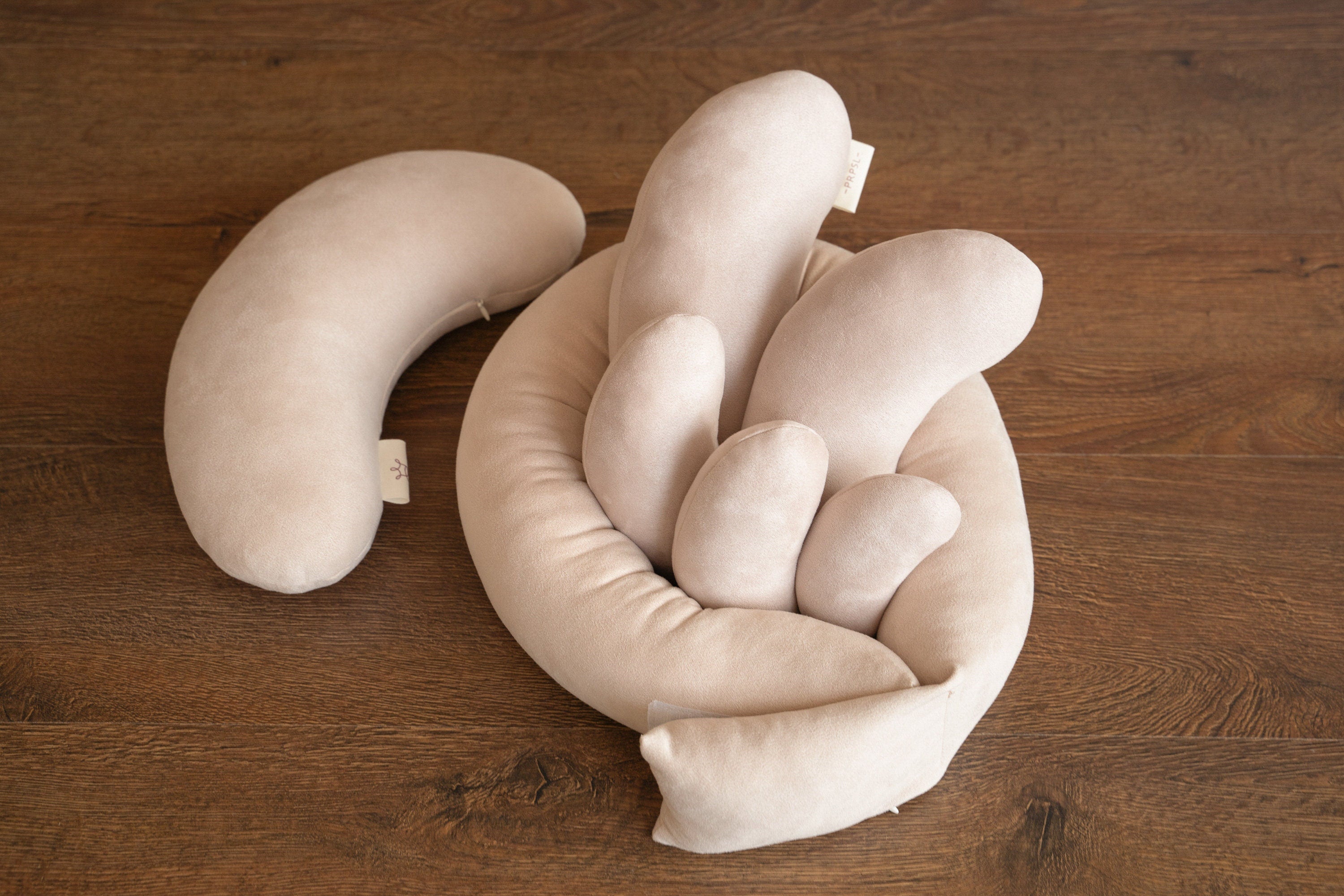 FILLED Newborn Posing Pillows Kit, Butterfly Posing Pillow Newborn, Baby Contoured Pillow, Newborn Posing Bean Bag, Newborn Photography Prop