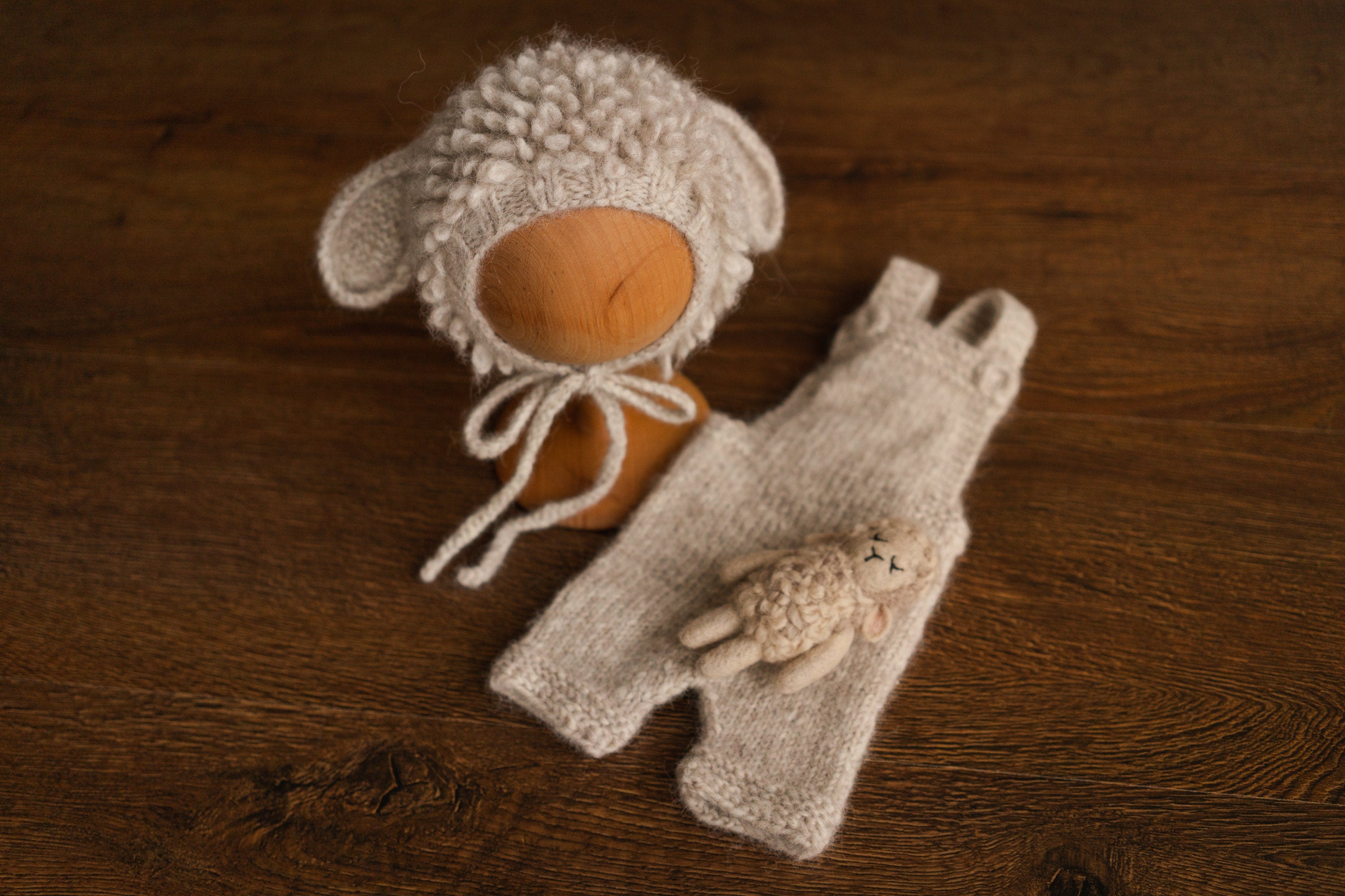 Newborn Sheep Outfit,Newborn Knitted outfit,Newborn Photography prop,Newborn Felt Sheep Toy,First Birthday Outfit,Newborn Coming Home Outfit