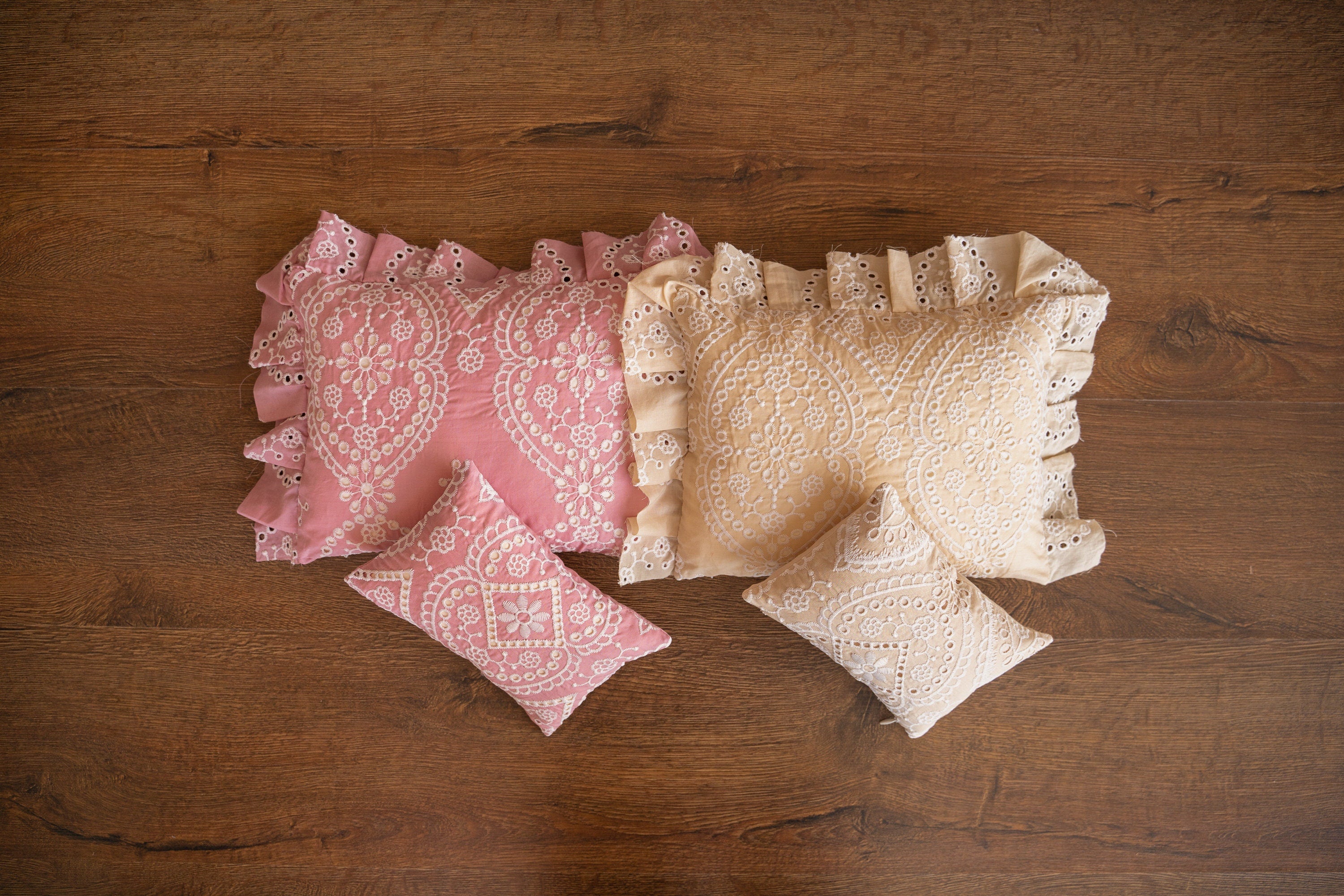 Newborn Photo Pillow with Ruffles in Boho Style, Newborn Large Pillow Photography, Newborn Posing Pillow Photo, Newborn Photography Prop