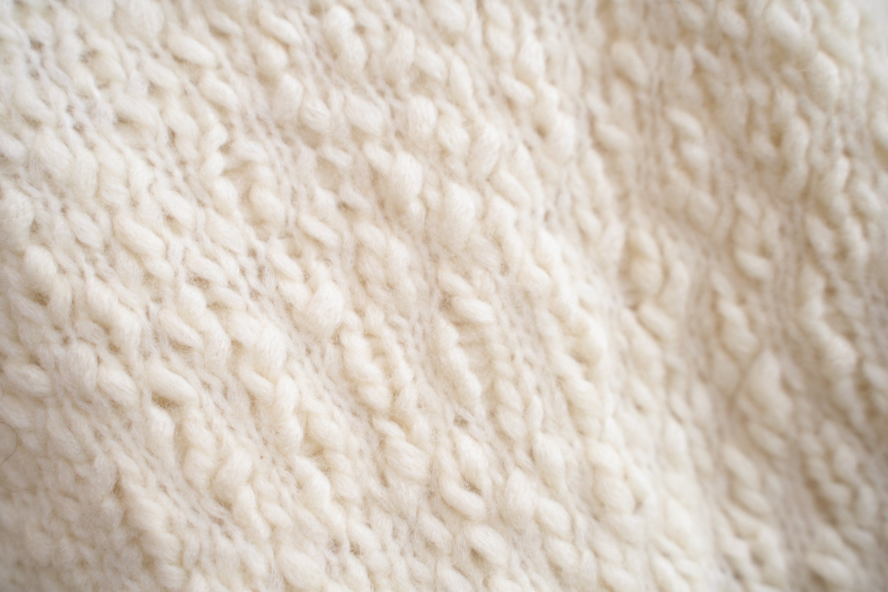 Popcorn Knit Merino Wool Newborn Coming Home Outfit – Knitted Baby Photography Set