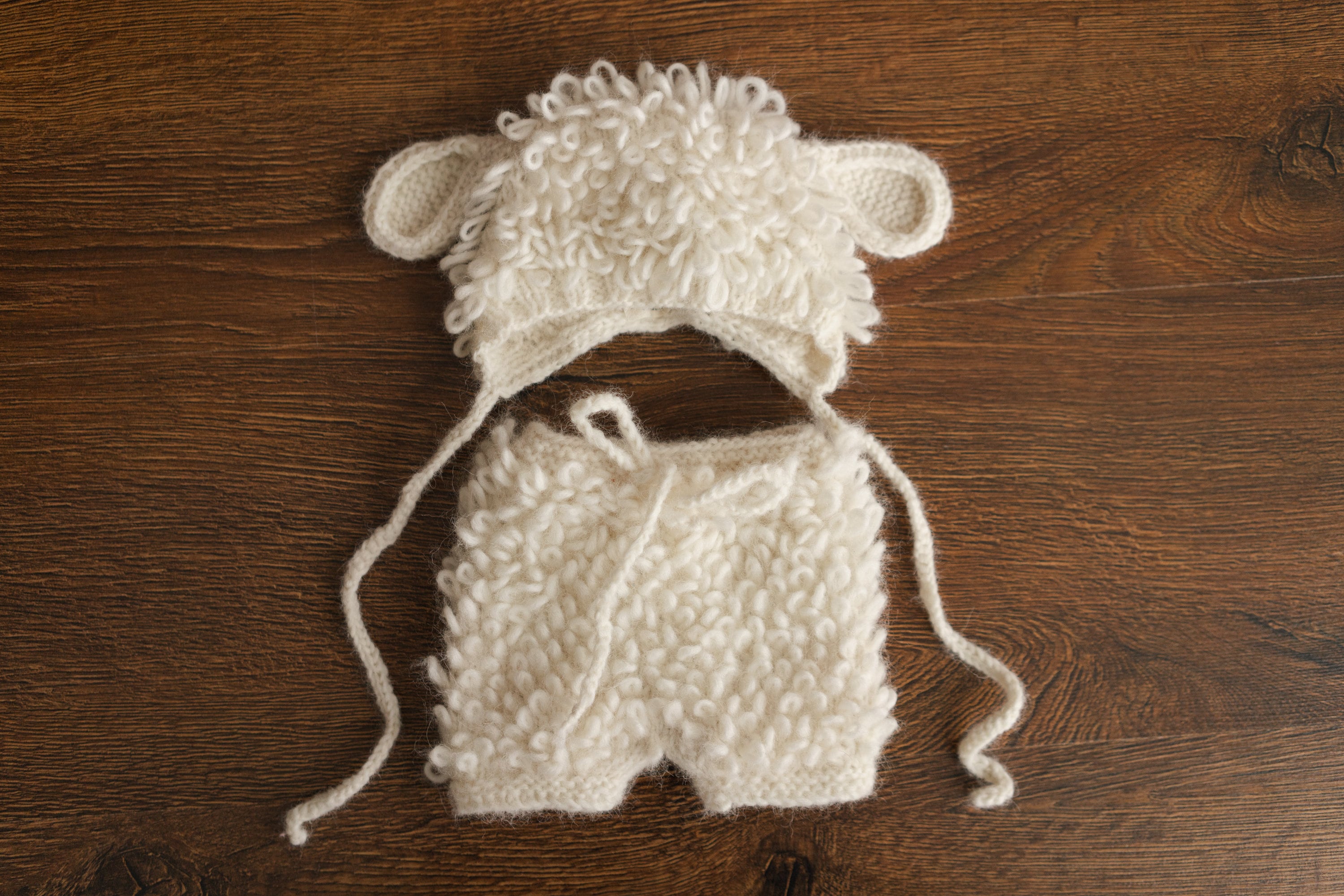 White Sheep Newborn Outfit, Newborn Knitted outfit, Newborn Photography prop,Newborn Felt Sheep Toy,First Birthday Outfit,Coming Home Outfit