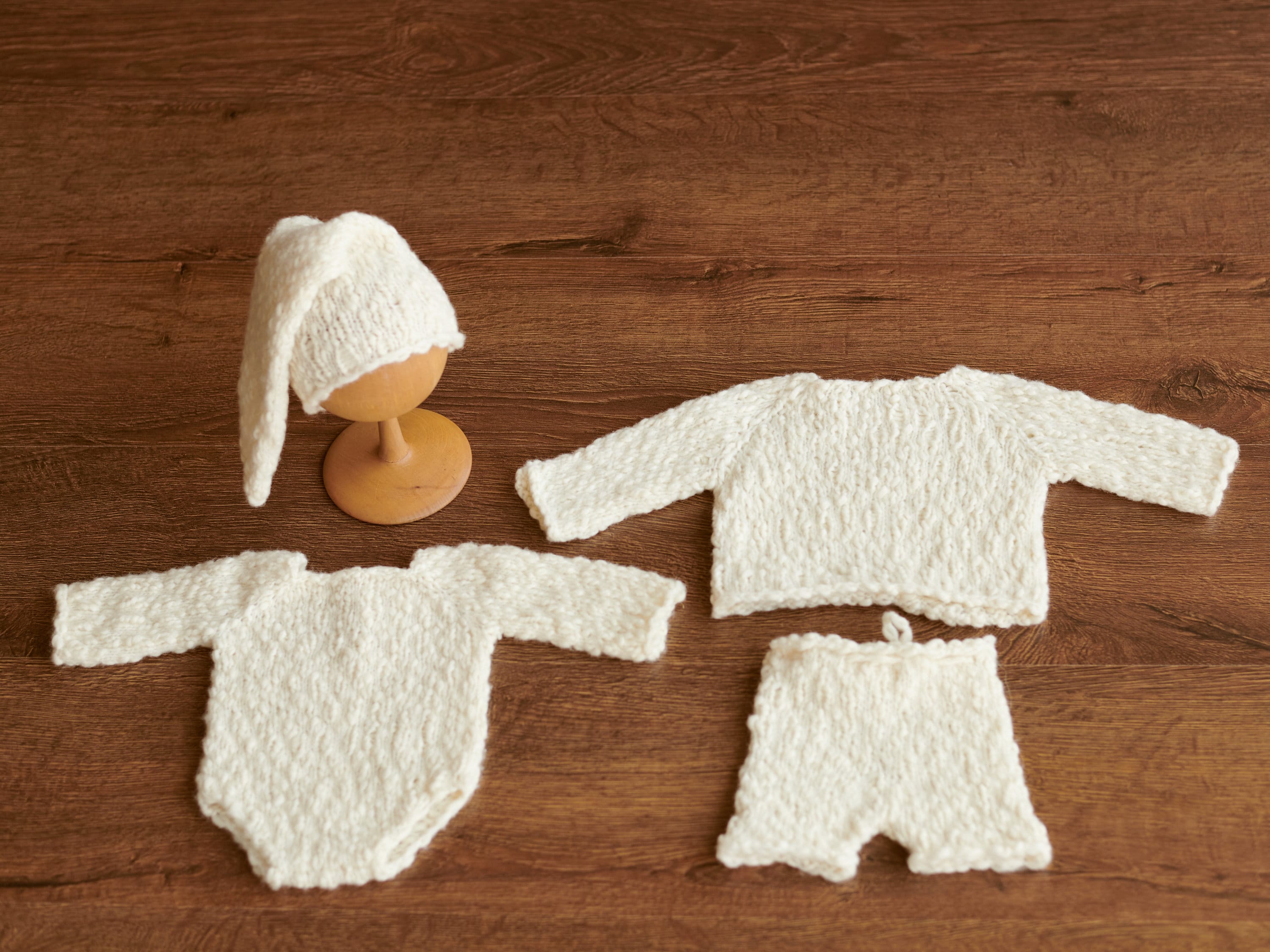 Popcorn Knit Merino Wool Newborn Coming Home Outfit – Knitted Baby Photography Set