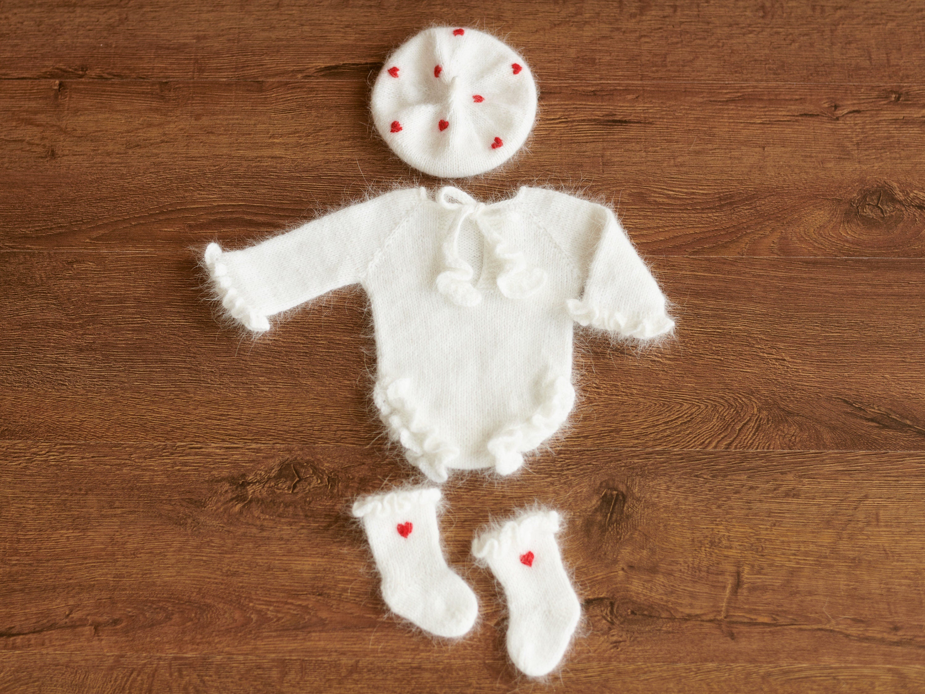 Angora Wool Baby Girl Beret Hat with Hearts – Valentine’s Day Outfit, Newborn Photography Prop