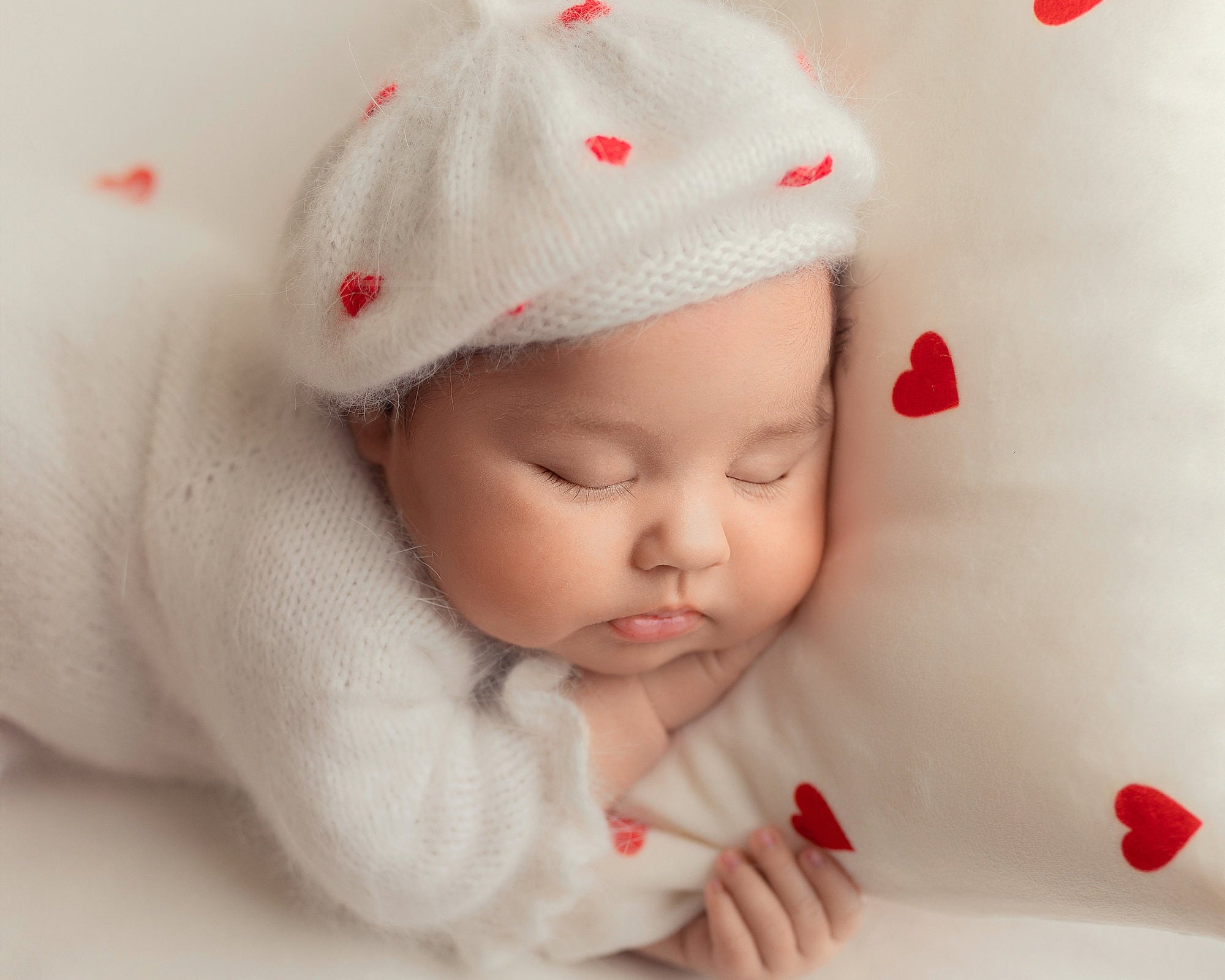 Angora Wool Baby Girl Beret Hat with Hearts – Valentine’s Day Outfit, Newborn Photography Prop