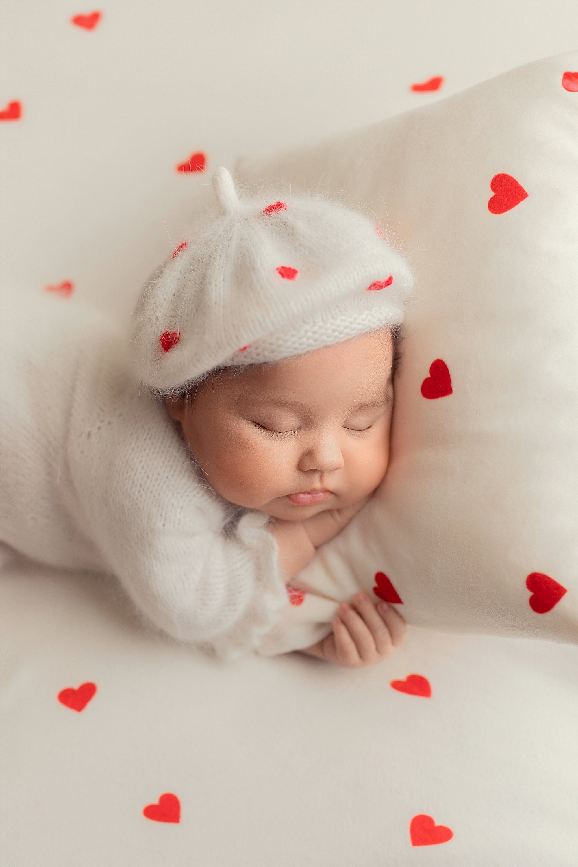 Angora Wool Baby Girl Beret Hat with Hearts – Valentine’s Day Outfit, Newborn Photography Prop