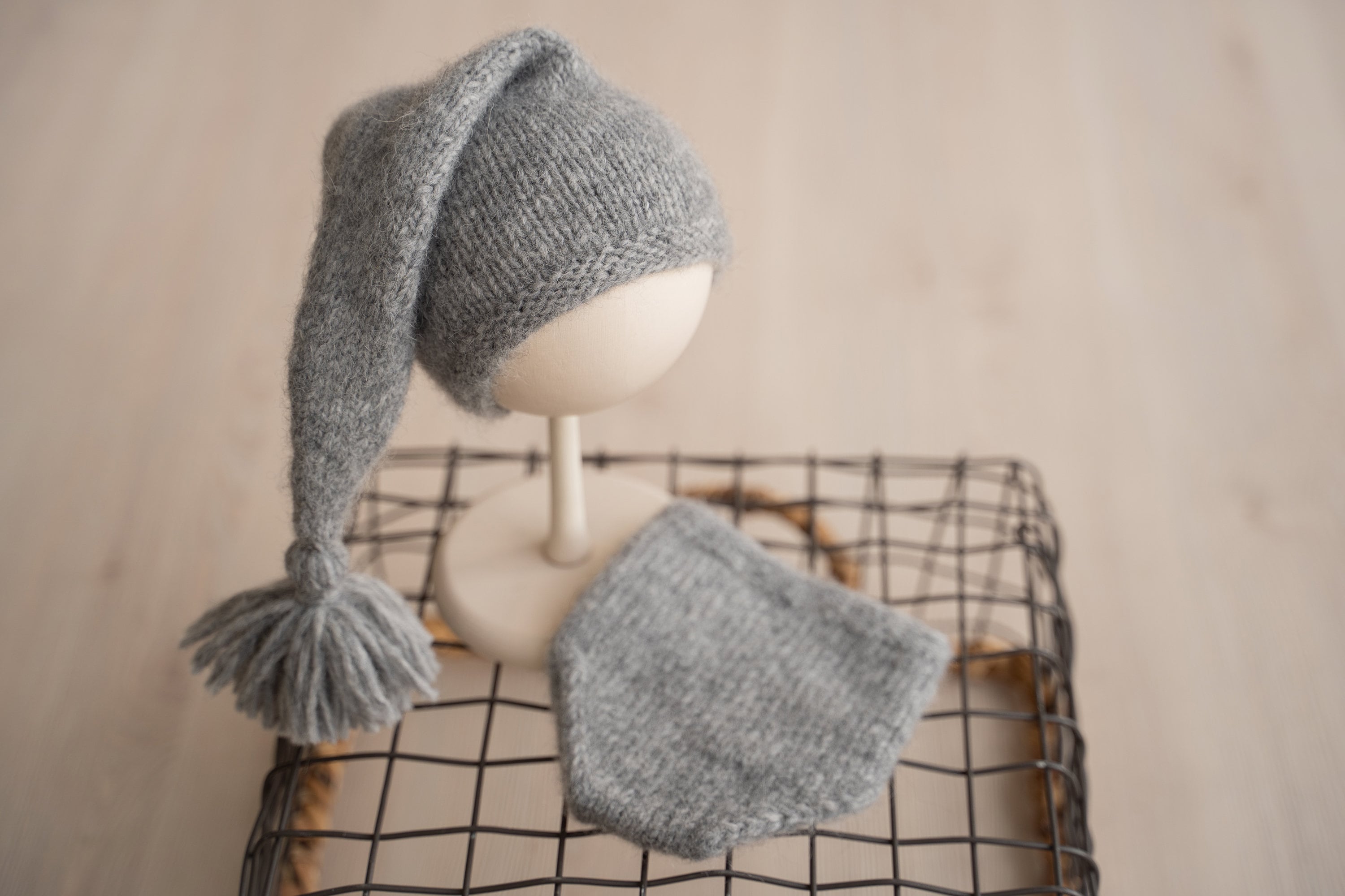 Newborn Knit Sleep Hat and Knit Bloomer for Newborn Photography Outfit, Newborn Sleep Hat, Newborn Diaper Cover, Newborn Knitted Outfit