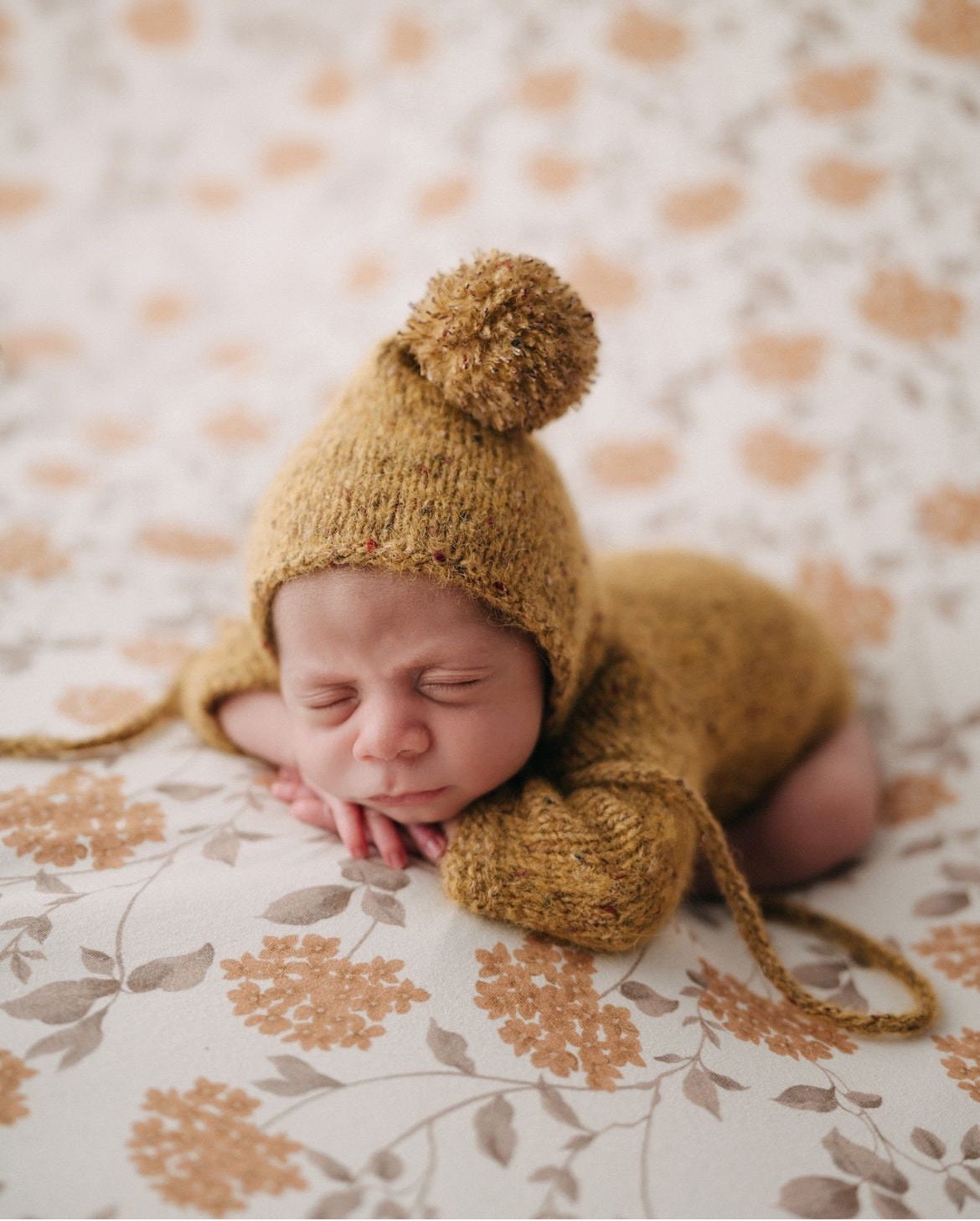 Newborn Romper Outfit with Pom Pom Hat, Newborn Boy Coming Home Outfit, Newborn Girl Romper,Newborn Knitted Outfit,Newborn Photography props