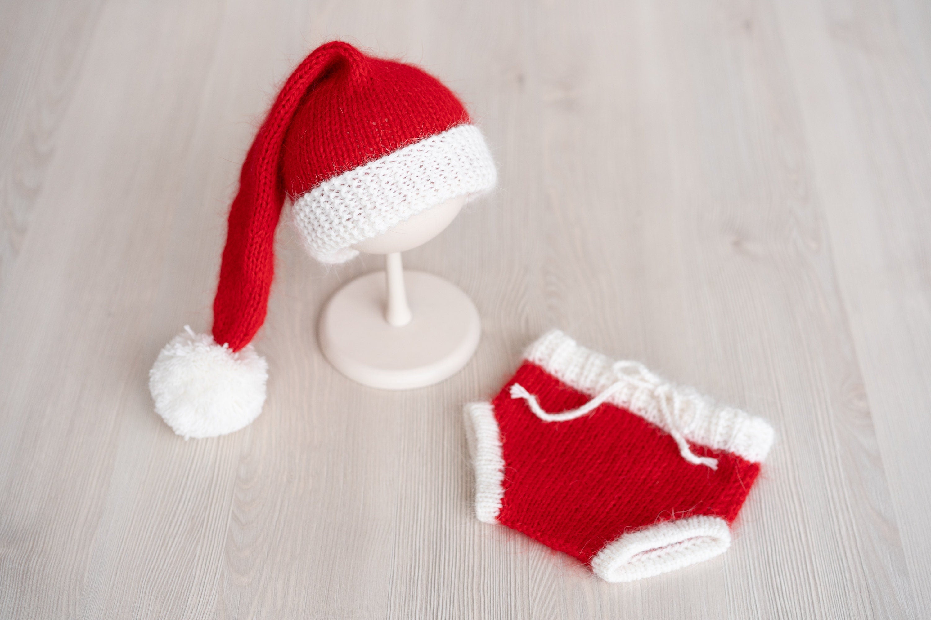 Newborn Santa Claus Outfit, Newborn Christmas Outfit, Knitted Newborn Santa Hat, Newborn Knitted Outfit, Christmas Newborn Photography Props