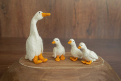 Small Goose Wool Toy, Needle Felted Goose Sculpture, Newborn Photography Props, Newborn Felted Photo Props, Felted Wool Goose Figurine Decor