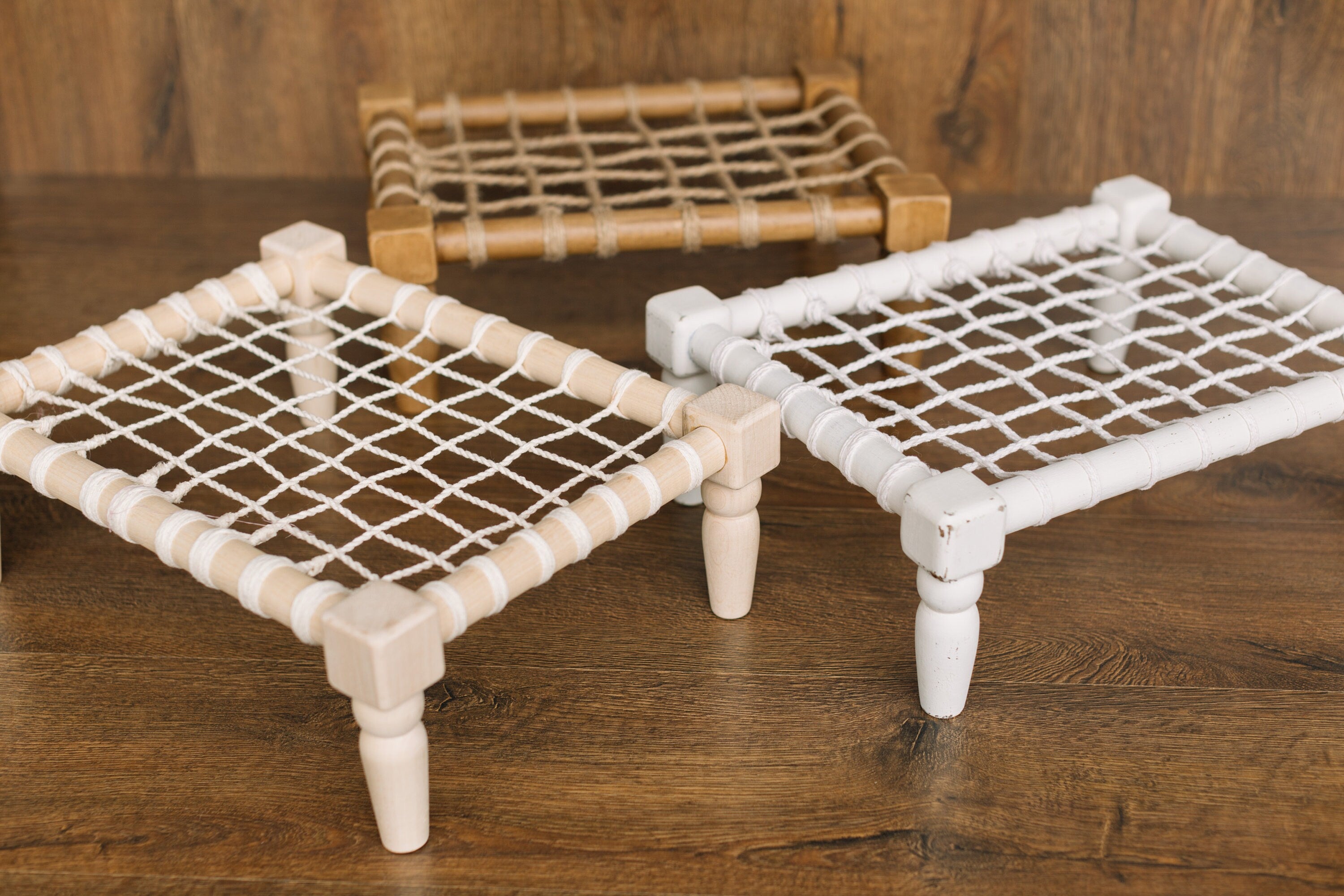 Handcrafted newborn wood rope chair – cozy photography prop