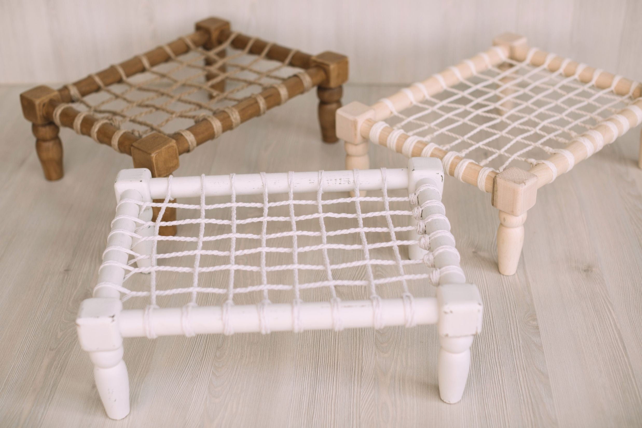 Handcrafted newborn wood rope chair – cozy photography prop