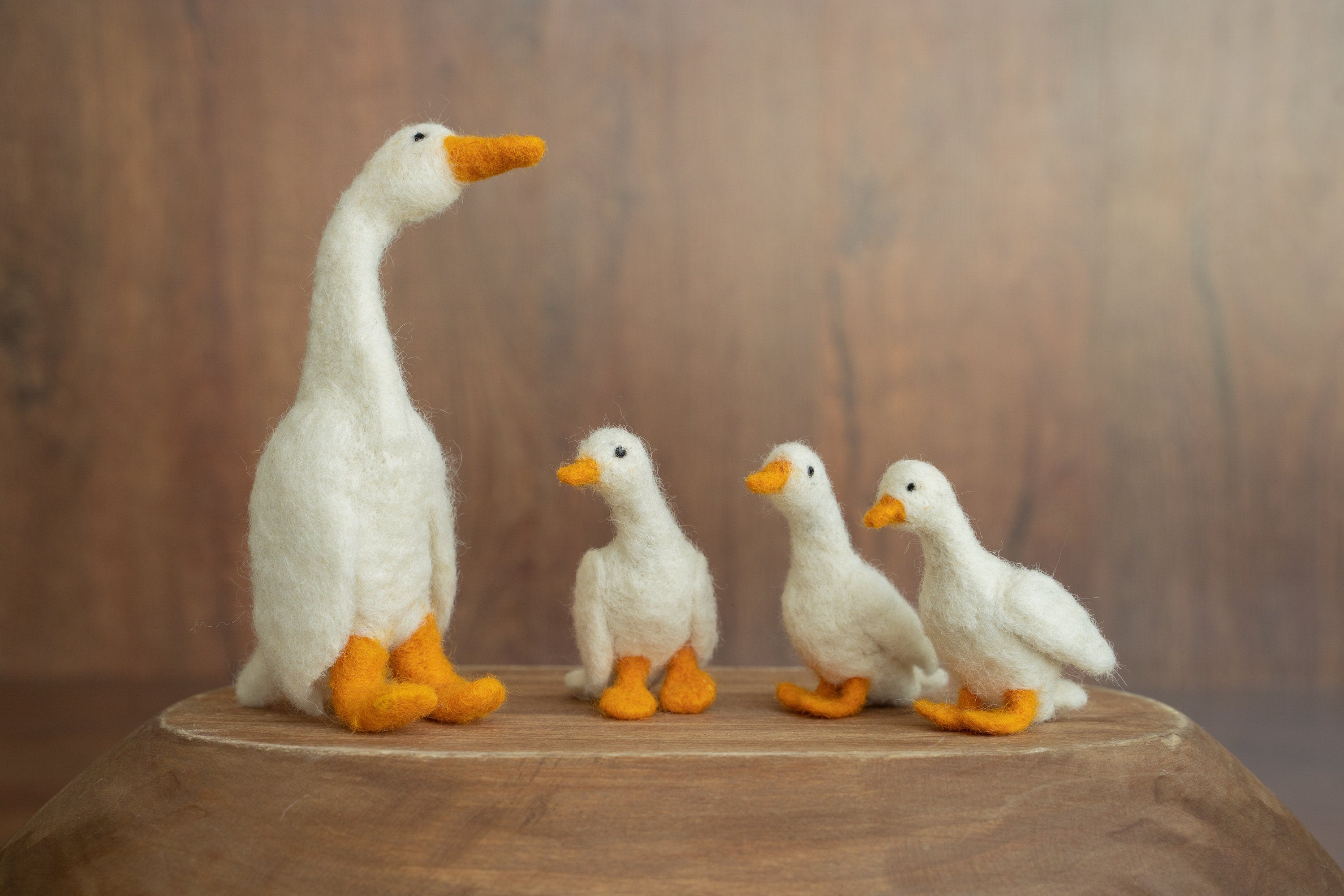 Small Goose Wool Toy, Needle Felted Goose Sculpture, Newborn Photography Props, Newborn Felted Photo Props, Felted Wool Goose Figurine Decor