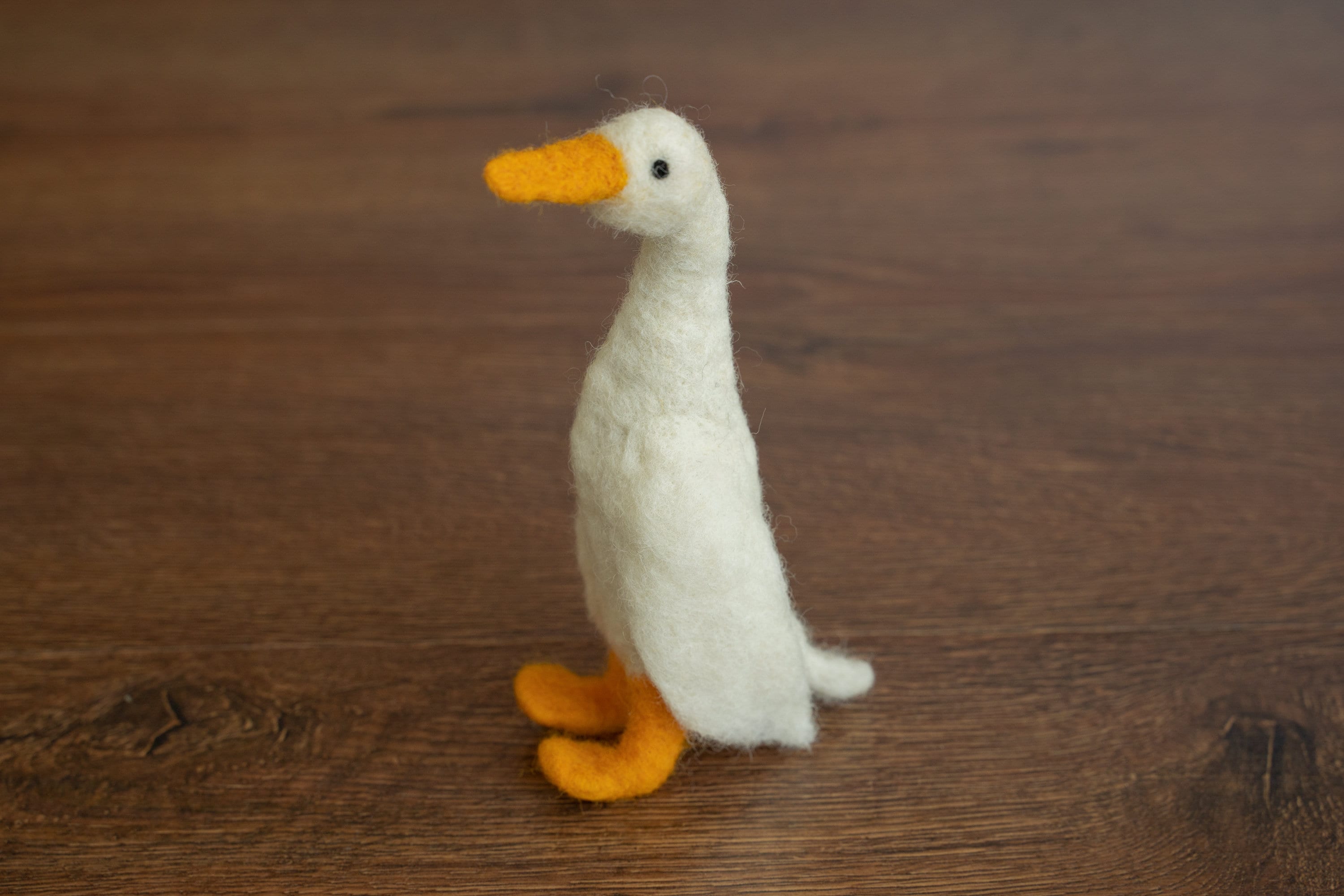 Small Goose Wool Toy, Needle Felted Goose Sculpture, Newborn Photography Props, Newborn Felted Photo Props, Felted Wool Goose Figurine Decor