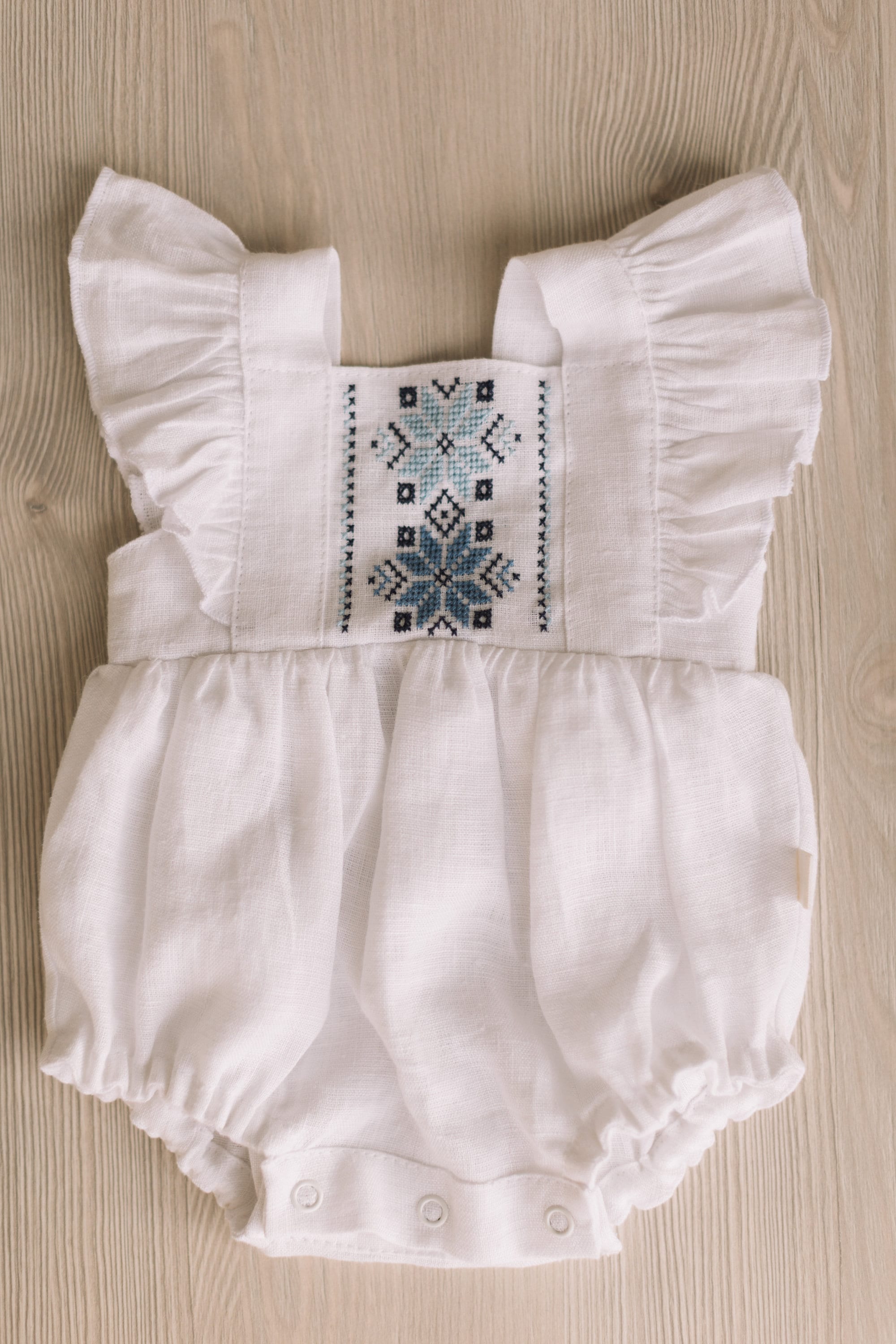 Newborn Ukrainian Vyshyvanka Dress, Newborn Linen Romper, Baby Embroidered Boho Romper, Newborn Coming Home Outfit,Linen Baptism Romper Girl