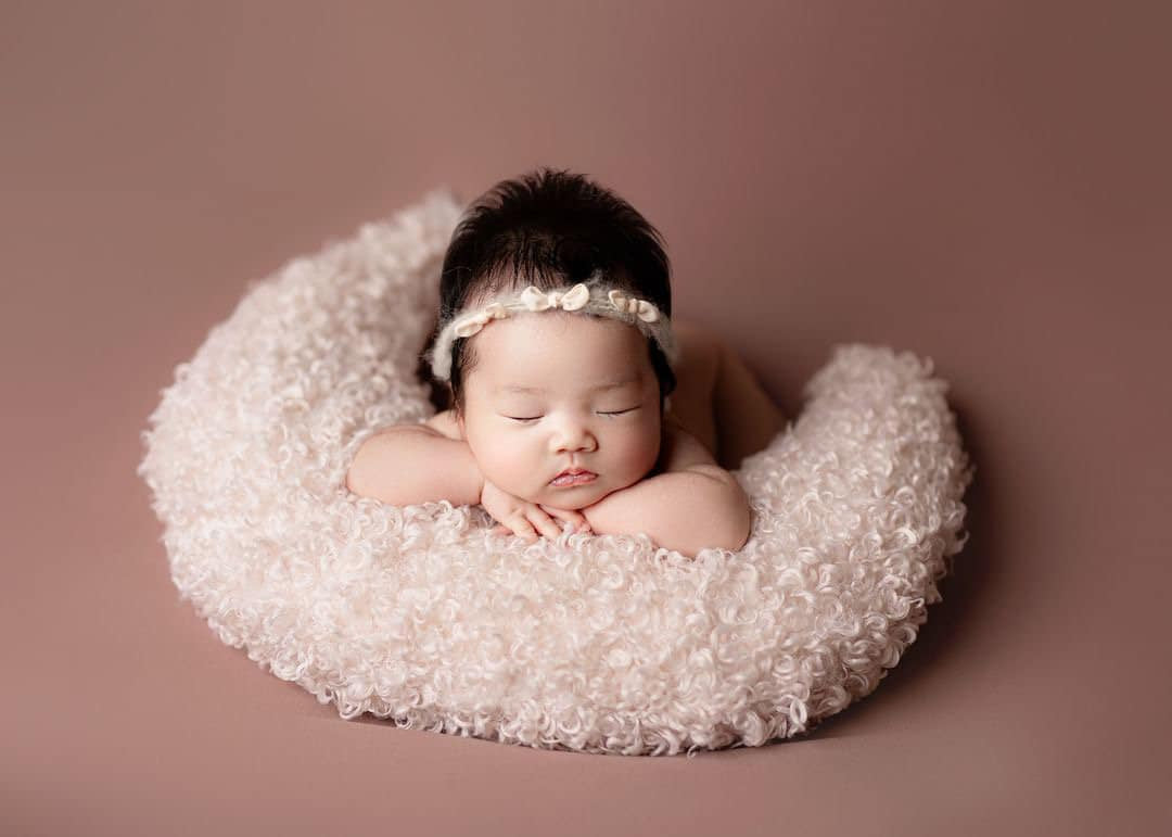 Removable Newborn Moon Pillow Props for Newborn Photography, Newborn Photography Moon Prop Set, Newborn Posing Pillow, Curly Faux Fur Fabric